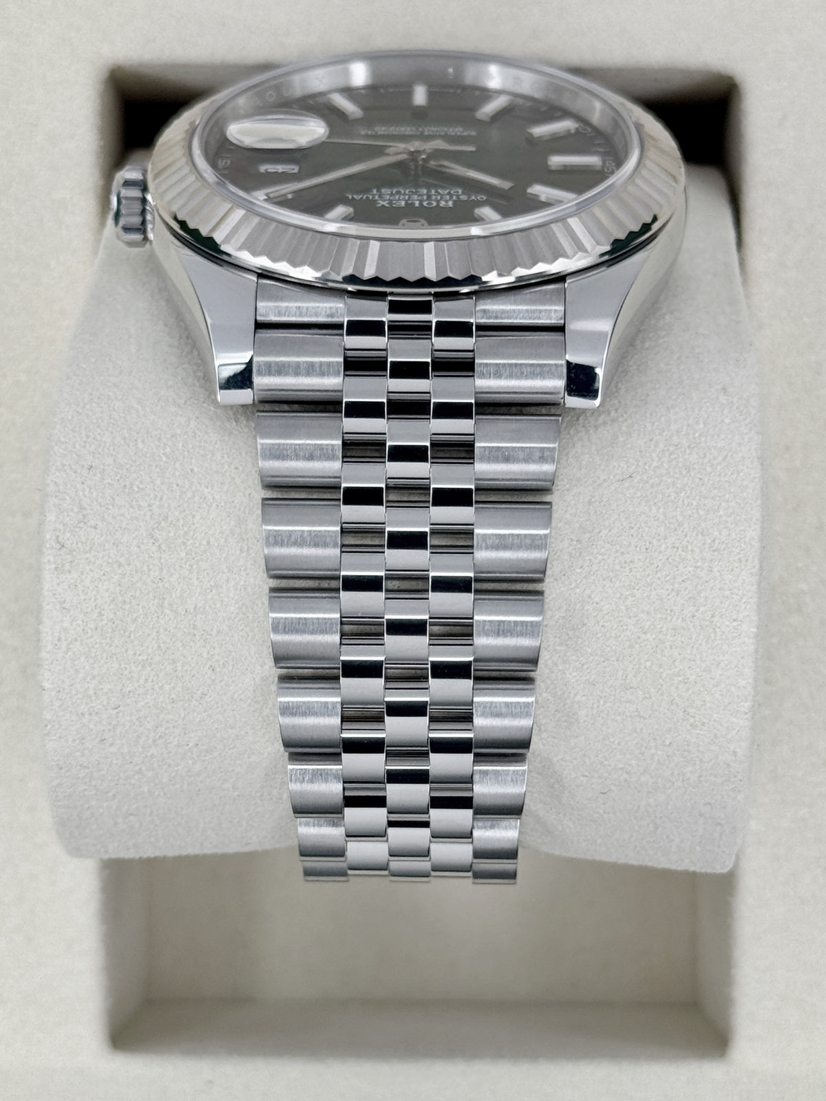 NEW 2026 Rolex Datejust 41mm 126334 Stainless Steel Jubilee Green Ombre Dial