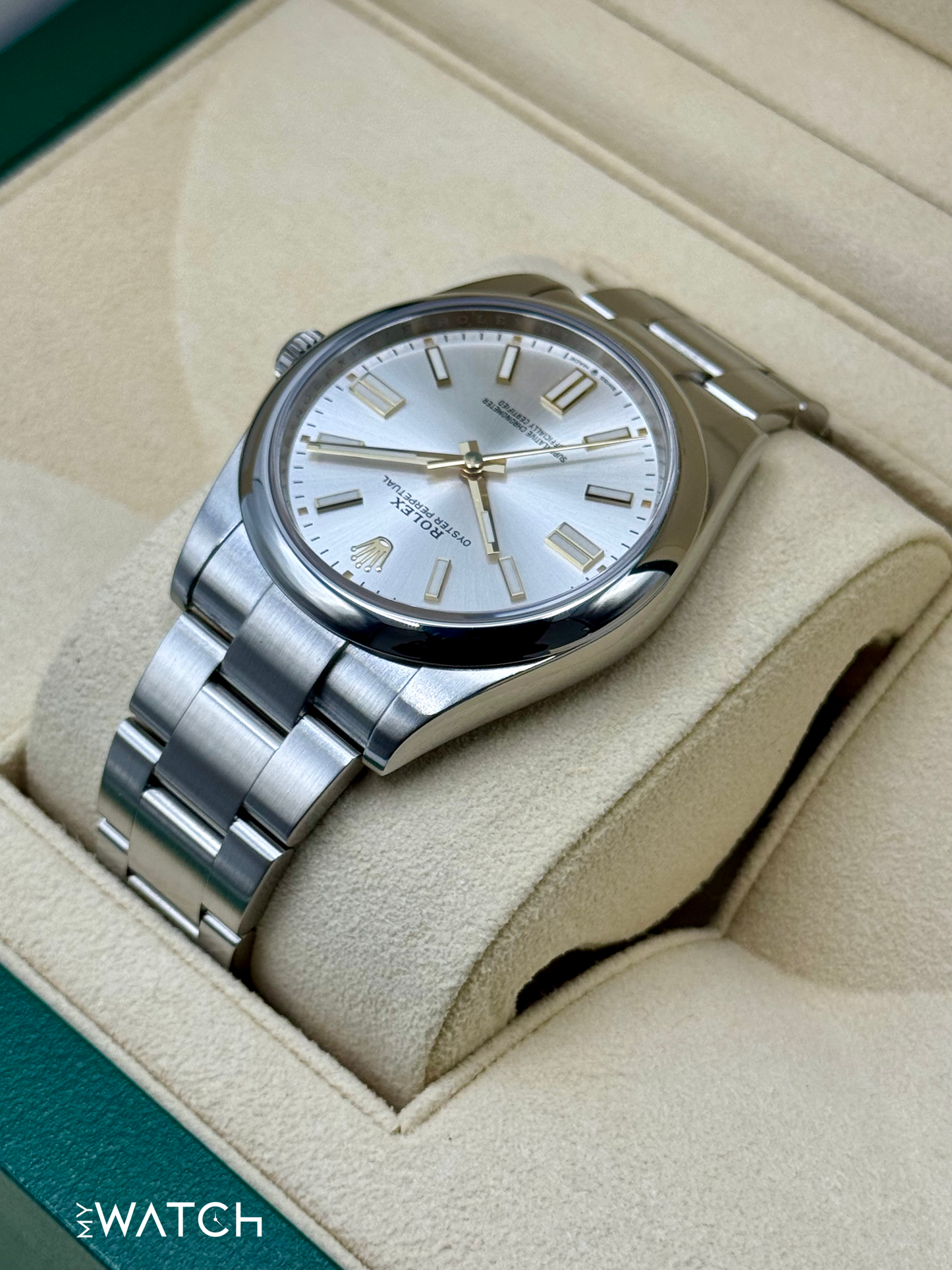 2023 Rolex Oyster Perpetual 41mm 124300 Silver Dial