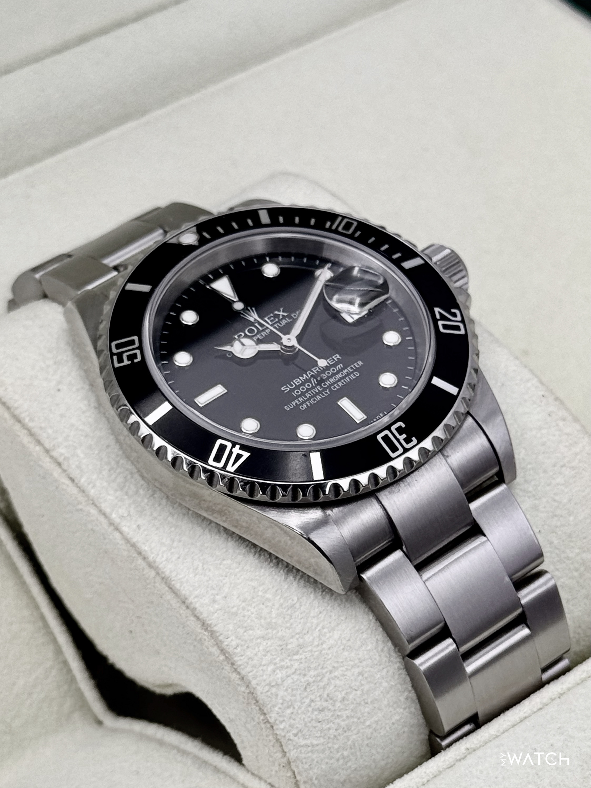 2005 Rolex Submariner 41mm 16610 Stainless Steel Black Dial (Collectors Set) - MyWatchLLC