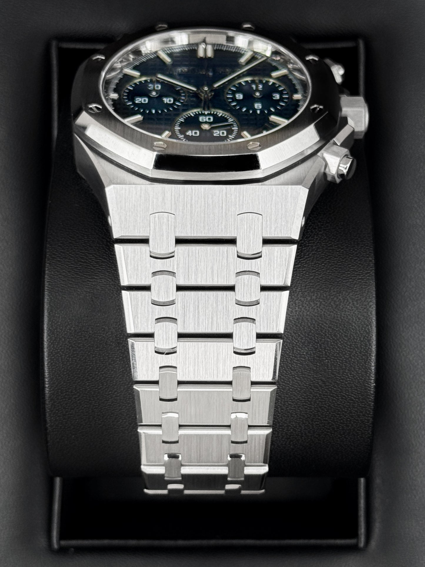 NEW 2026 Audemars Piguet Royal Oak Chronograph 41mm 26240ST Blue Dial