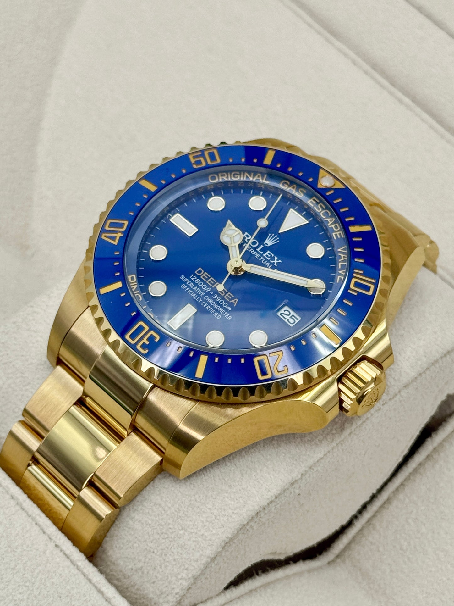 2025 Rolex Deepsea 44mm 136668LB 18K Yellow Gold Blue Dial