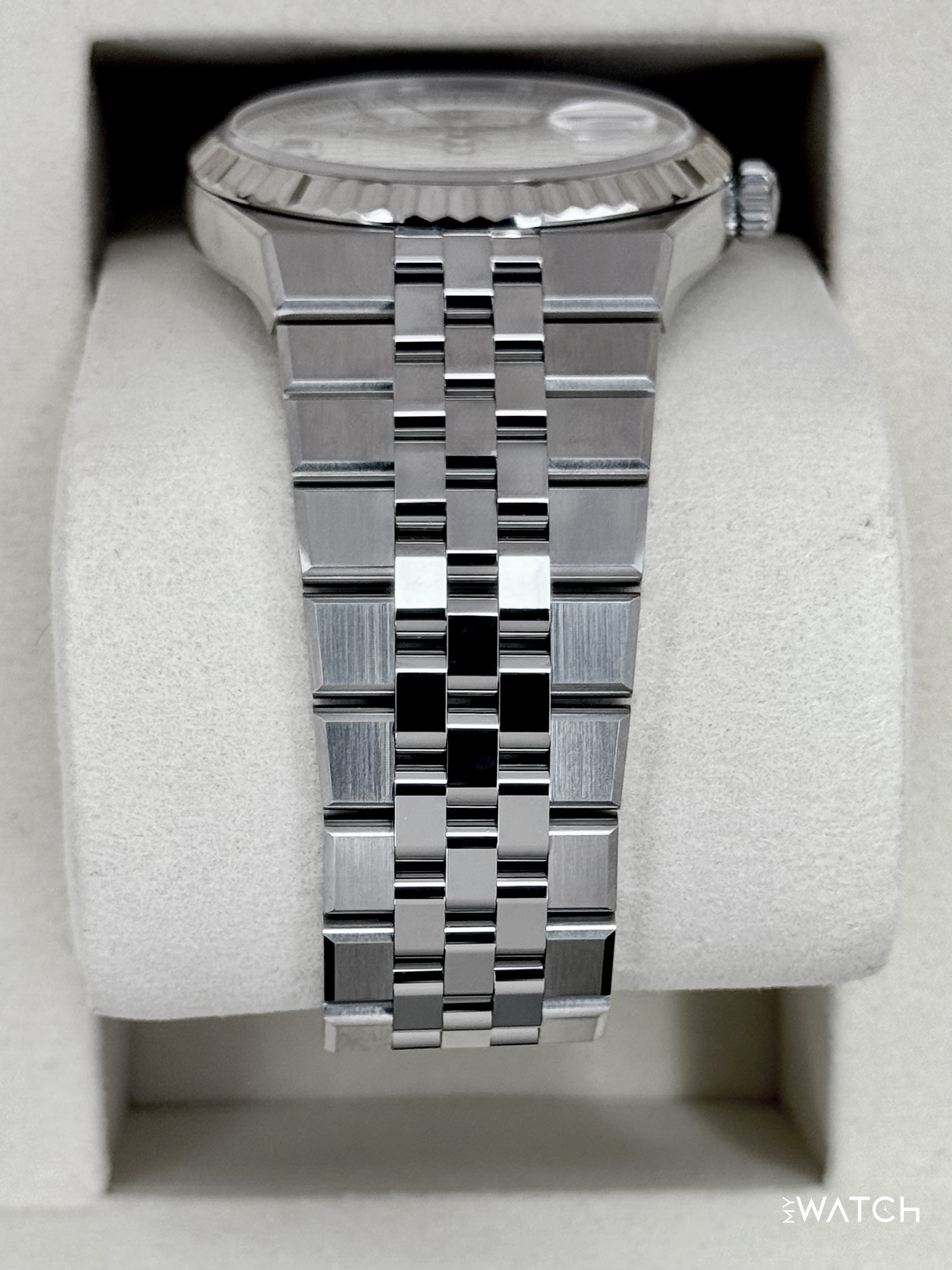 NEW 2026 Rolex Land-Dweller 36mm 127234 Stainless Steel Flat Jubilee White Dial - MyWatchLLC