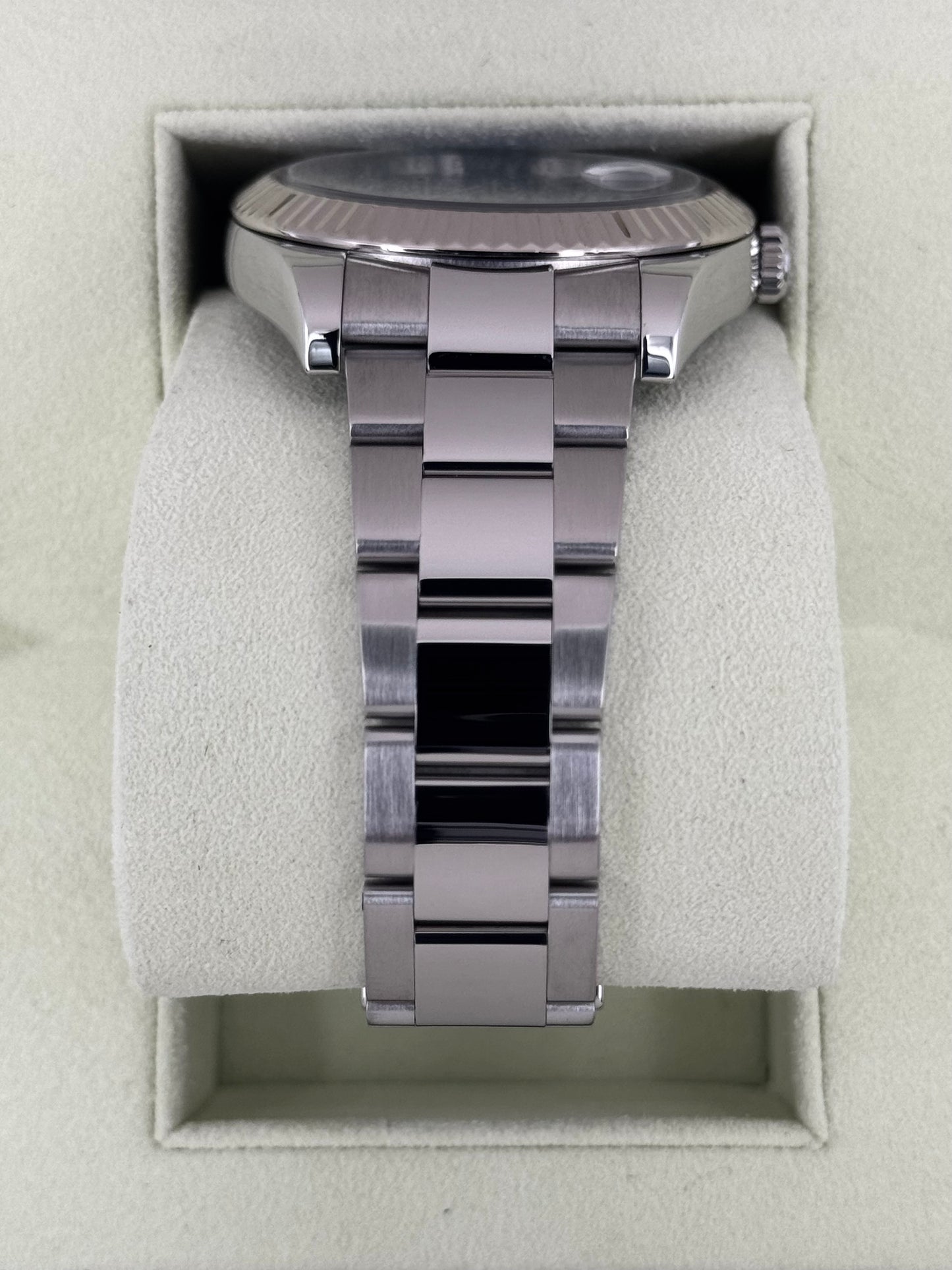 2010 Rolex Datejust II 41mm 116334 Stainless Steel Oyster Blue Dial