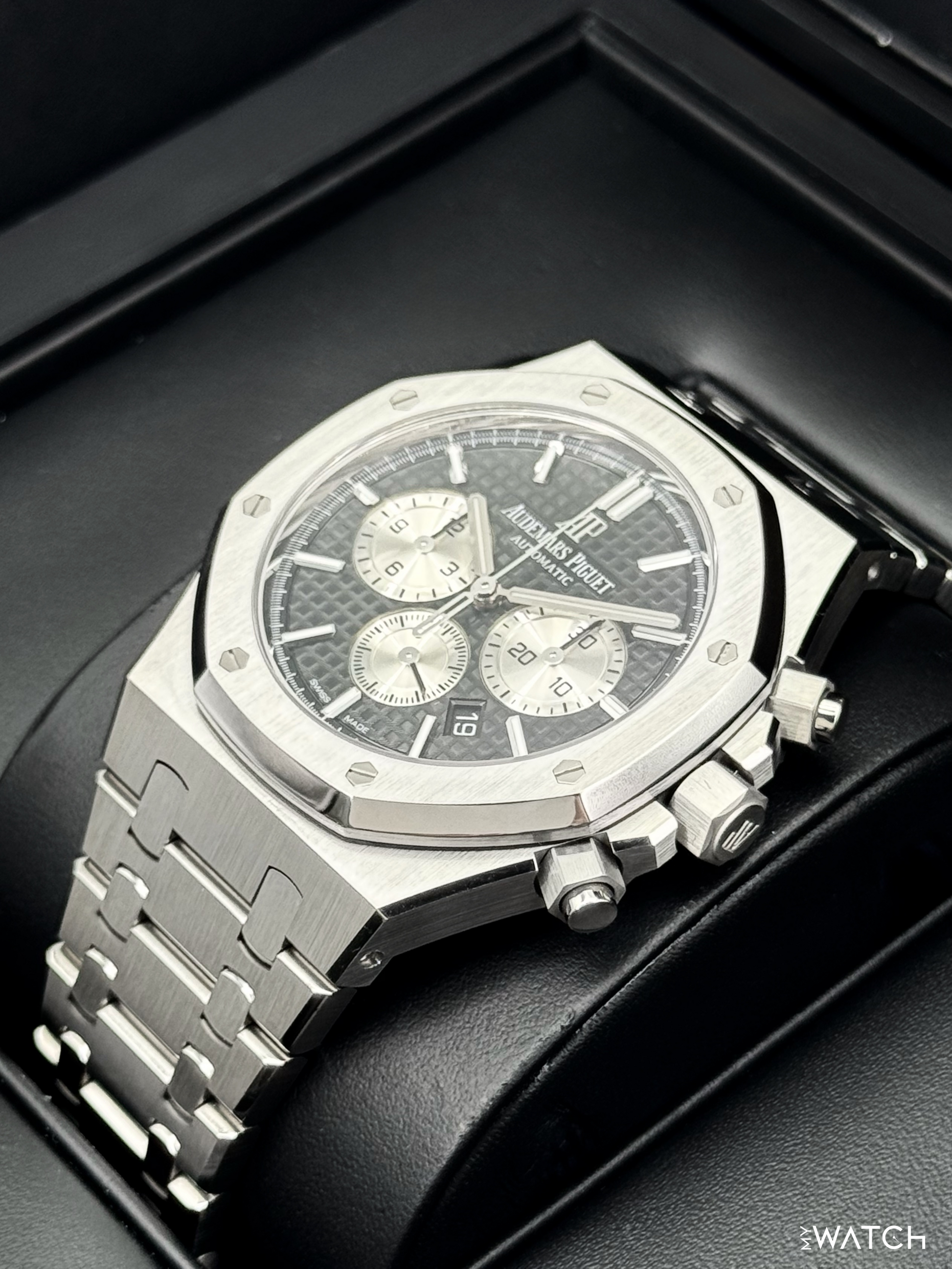 2021 Audemars Piguet Royal Oak Chronograph 41mm 26331ST Stainless Steel Black Dial - MyWatchLLC