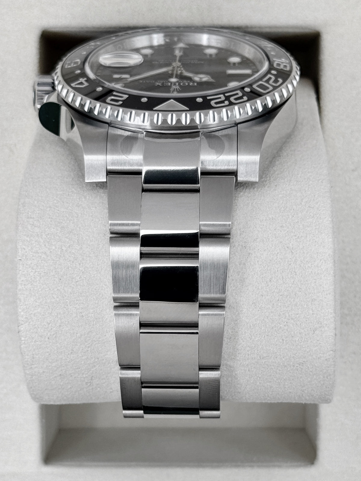 NEW 2026 Rolex GMT-Master II Bruce Wayne 40mm 126710GRNR Oyster (NEW STYLE CARD)