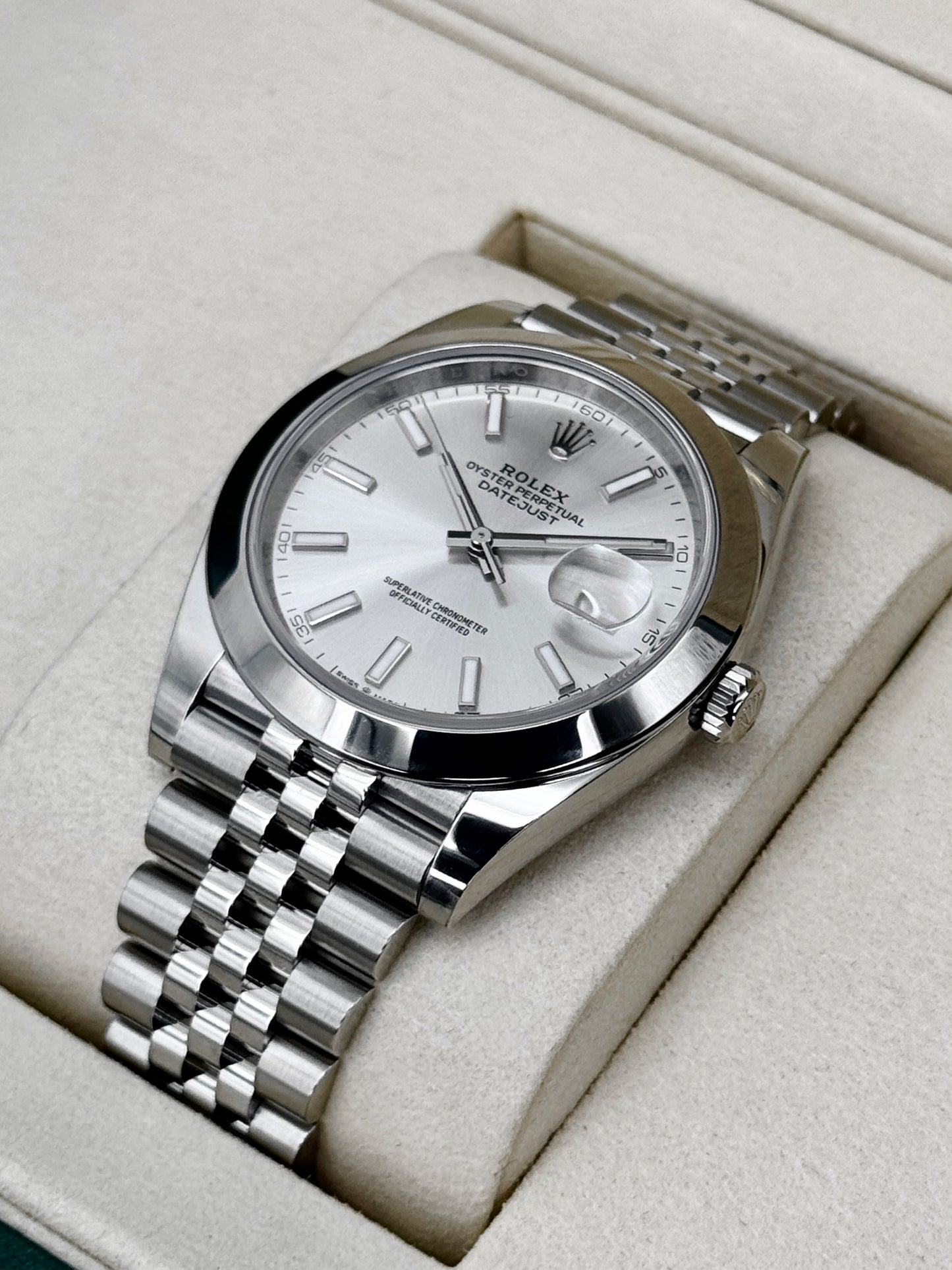 NEW 2025 Rolex Datejust 41mm 126300 Stainless Steel Jubilee Silver Dial