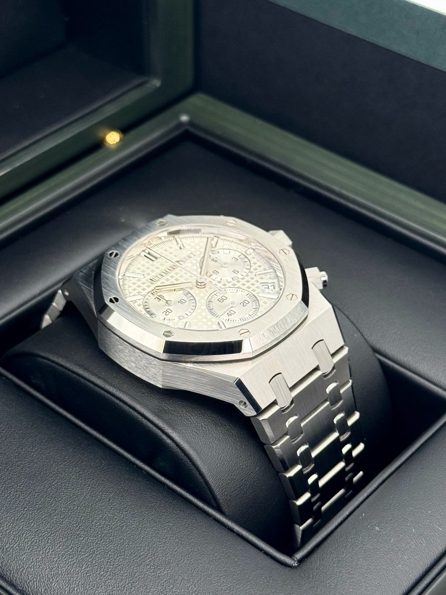 New 2023 Audemars Piguet Royal Oak Chronograph 41mm 26240ST White Dial - MyWatchLLC