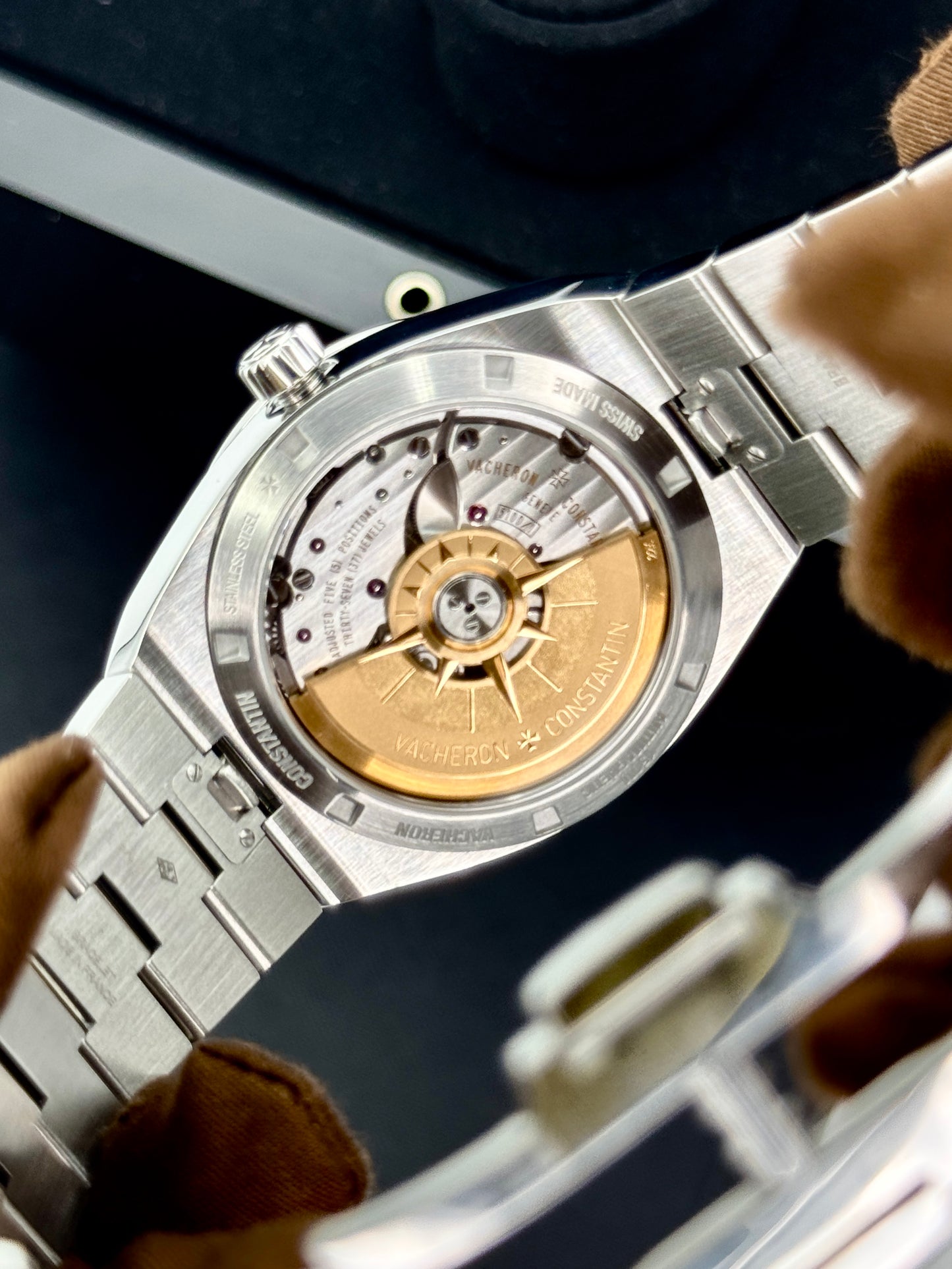 2021 Vacheron Constantin Overseas 41mm 4500V Stainless Black Dial