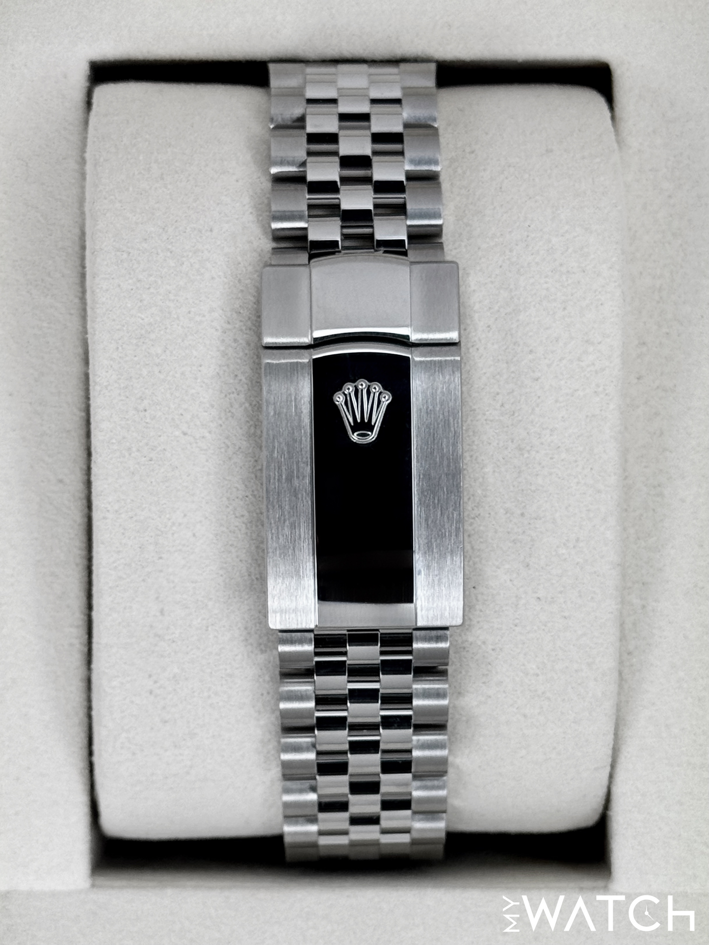 NEW 2025 Rolex Datejust 41mm 126300 Stainless Steel Jubilee Blue Roman Numeral Dial