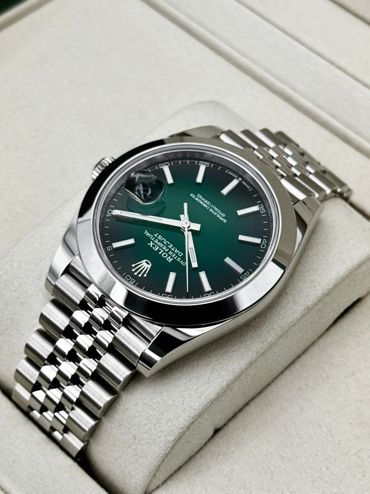 NEW 2026 Rolex Datejust 41mm 126300 Stainless Steel Jubilee Green Ombre Dial