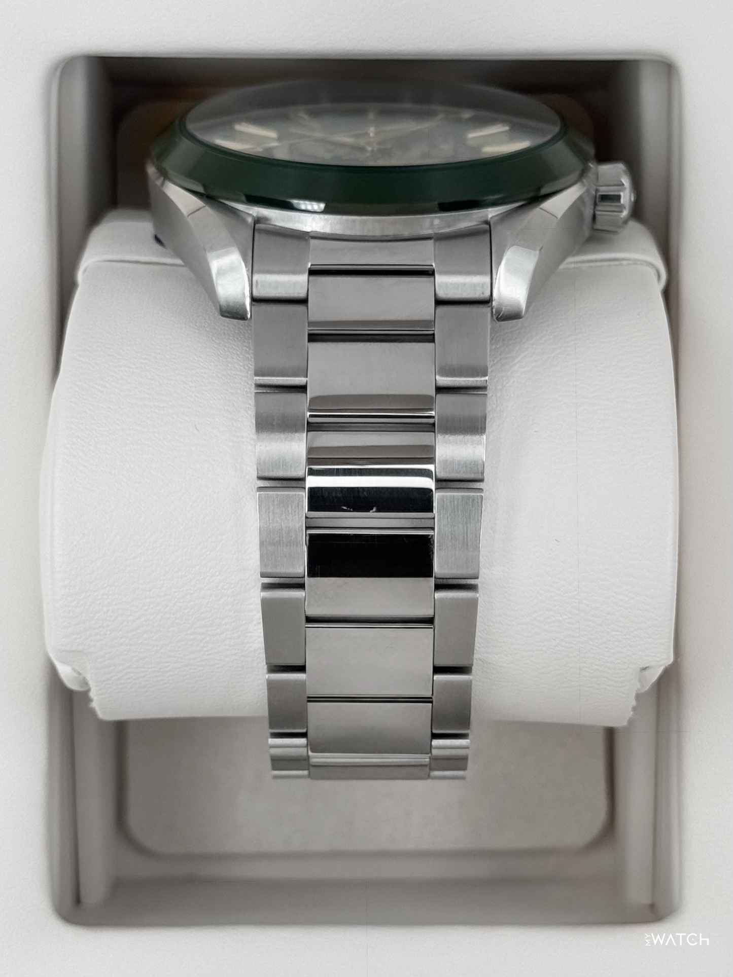 2025 Omega Terra Co-axial Master Chrono GMT 43mm 220.30.43.22.10.001 Green Dial