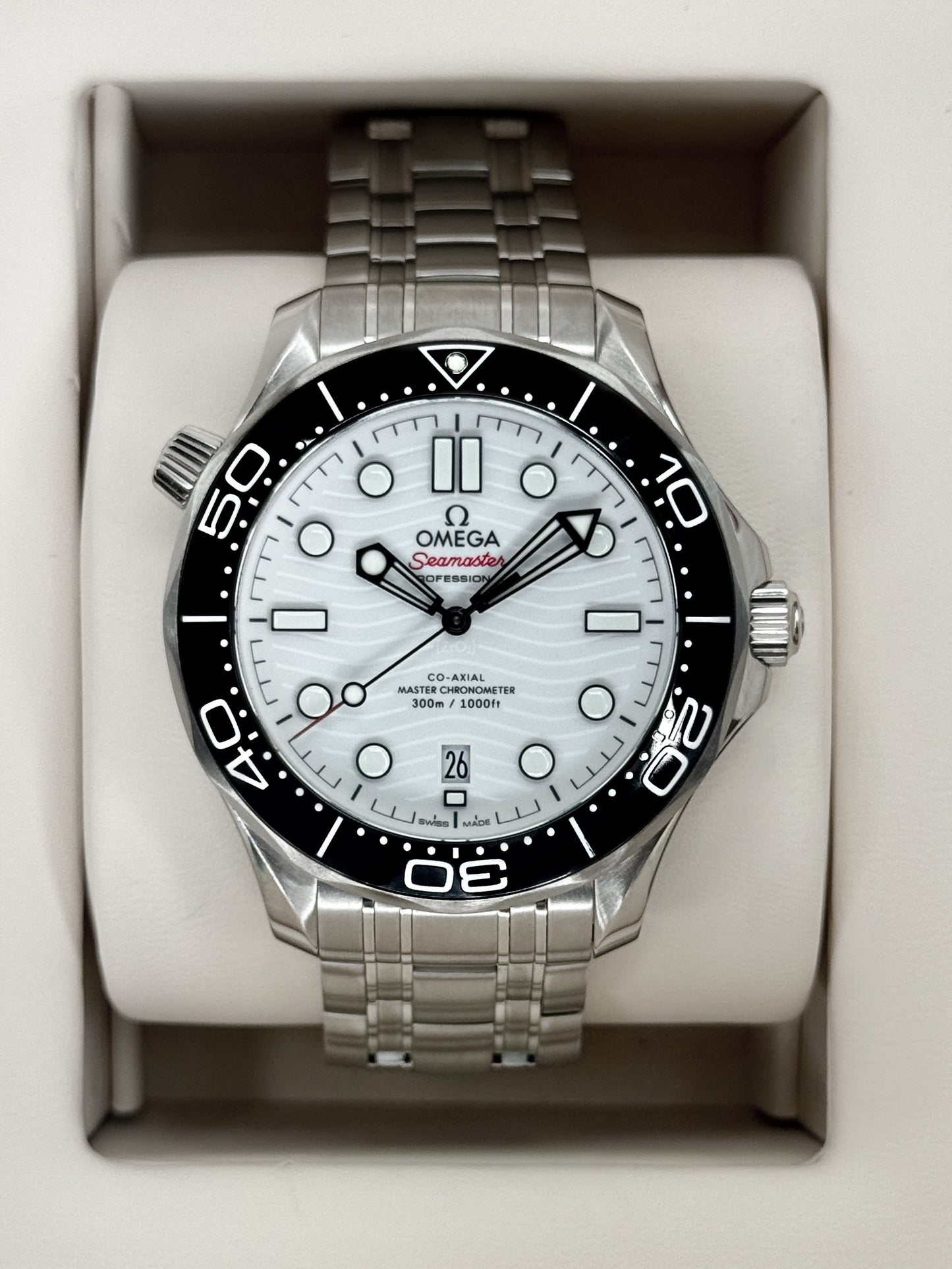 2022 Omega Seamaster 42mm 210.30.42.20.04.001 Stainless Steel White Dial