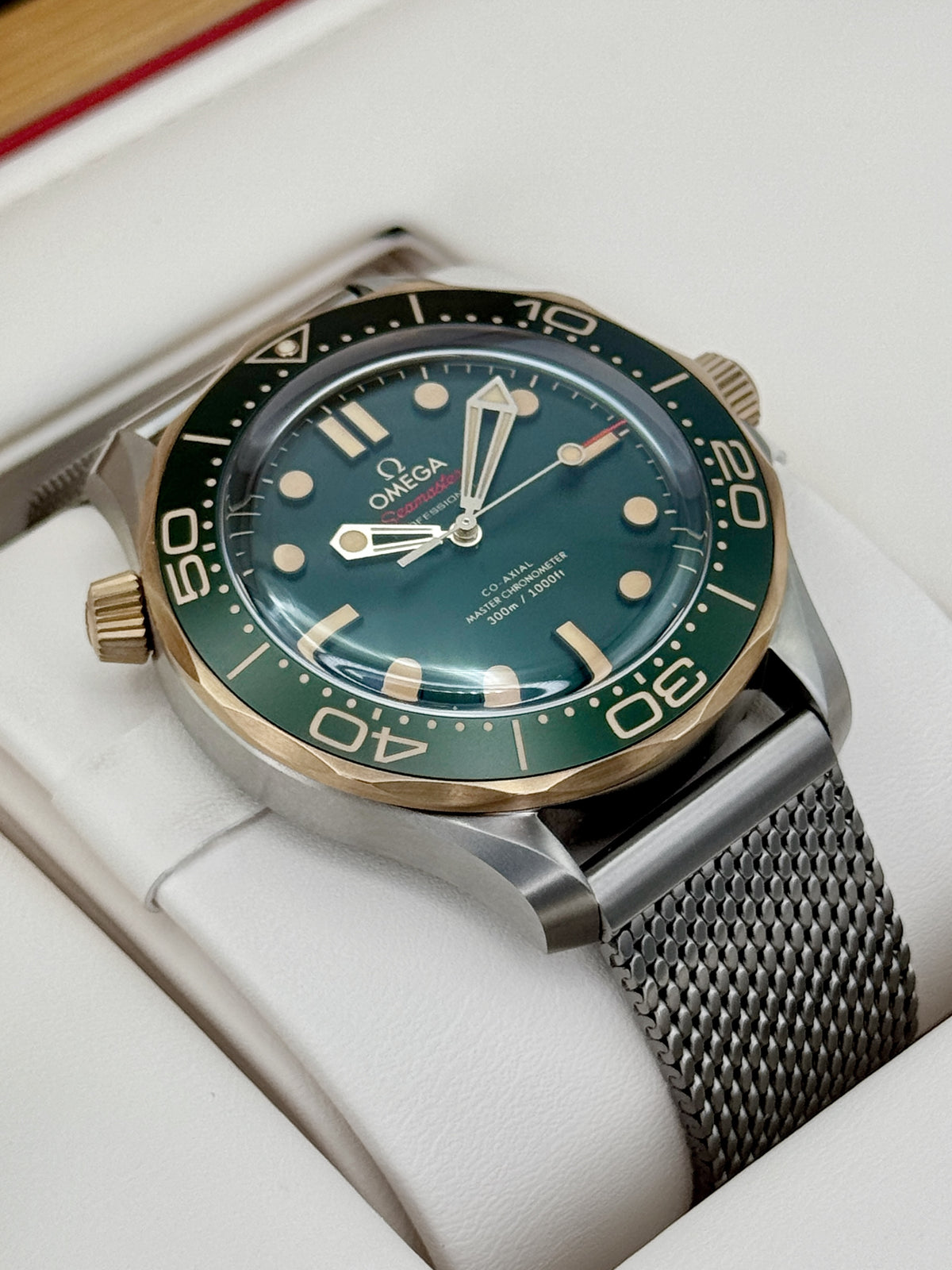 2026 Omega Seamaster Diver 300M 42mm 210.90.42.20.10.001 Green Dial