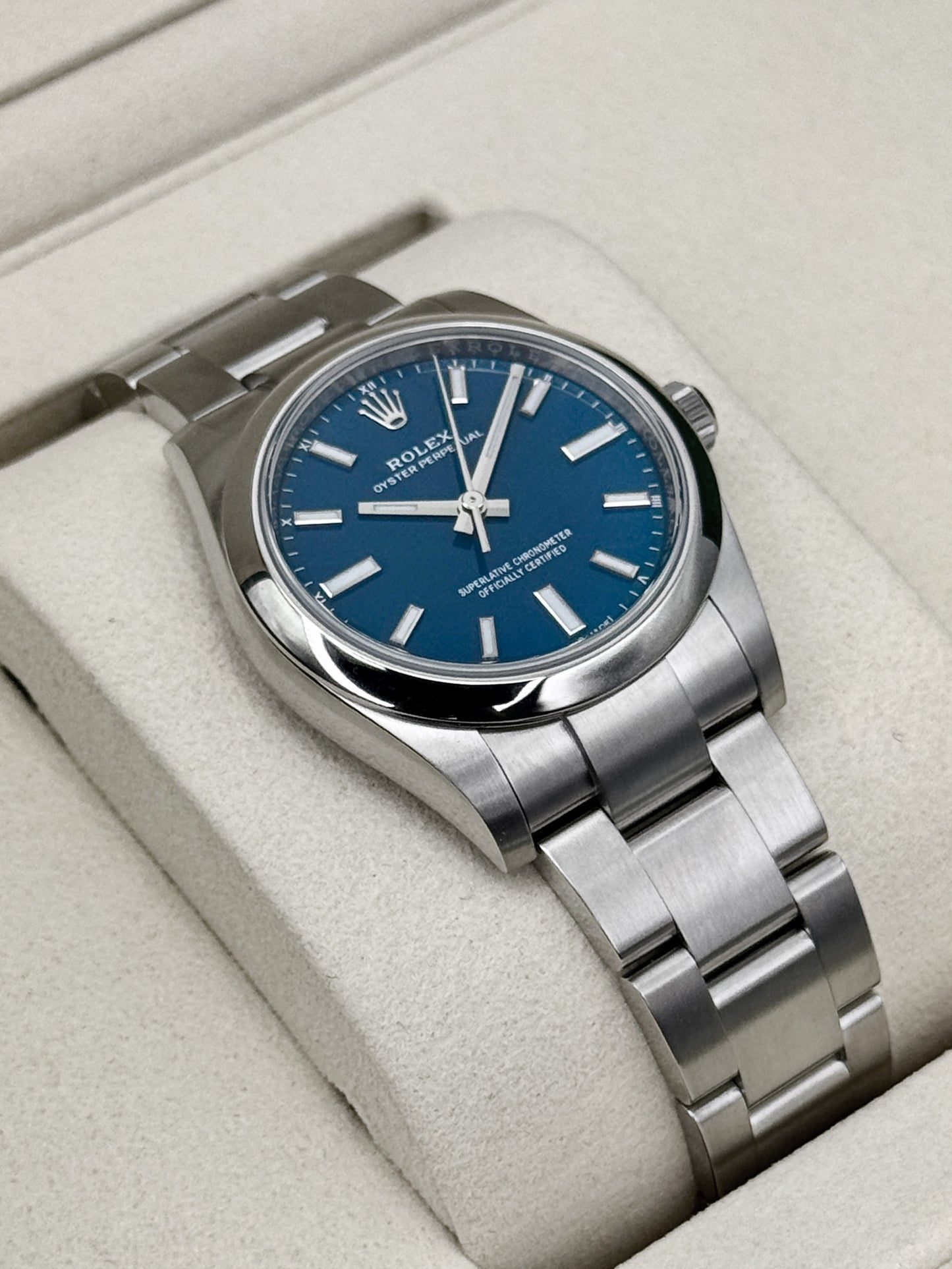 NEW 2026 Rolex Oyster Perpetual 34mm 124200 Stainless Steel Med Blue Dial