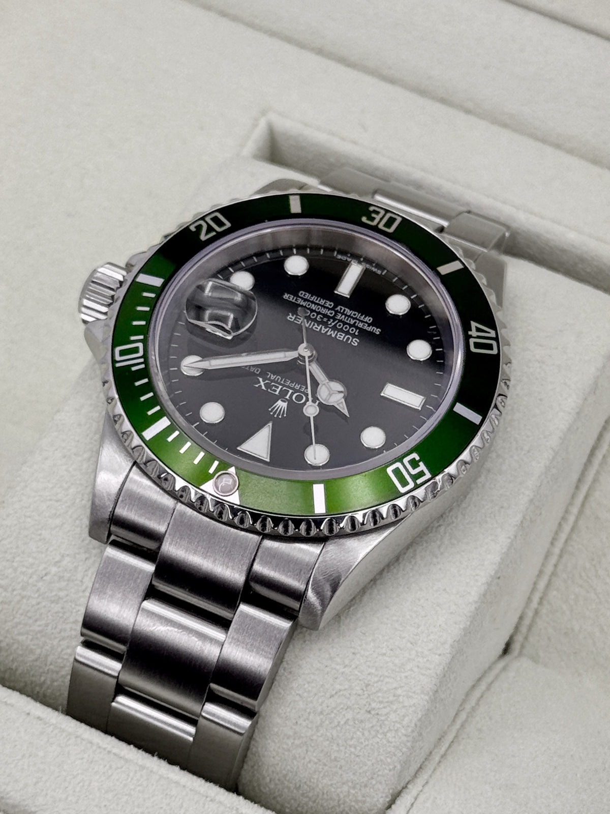 2007 Rolex Submariner Kermit 40mm 16610LV Stainless Steel Black Dial (CPO)