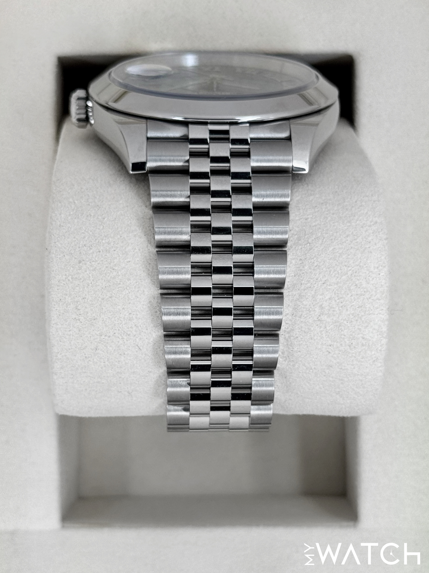 NEW 2025 Rolex Datejust 41mm 126300 Stainless Steel Jubilee Blue Roman Numeral Dial