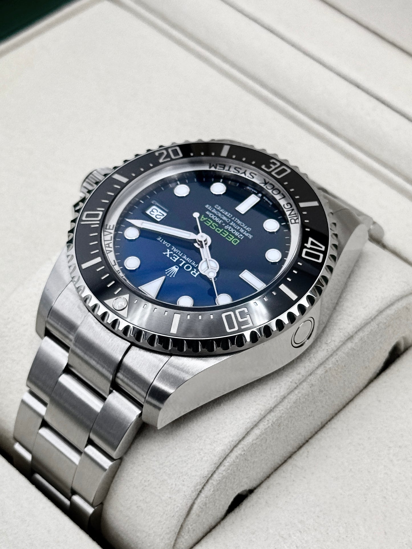 NEW 2026 Rolex Deepsea James Cameron 44mm 136660 Blue Dial (STICKERED)