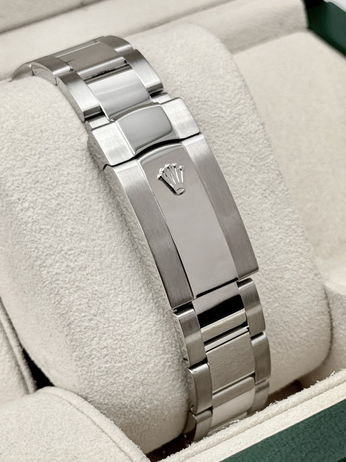 2003 Rolex Datejust II 41mm 116334 Stainless Steel Oyster Black Dial