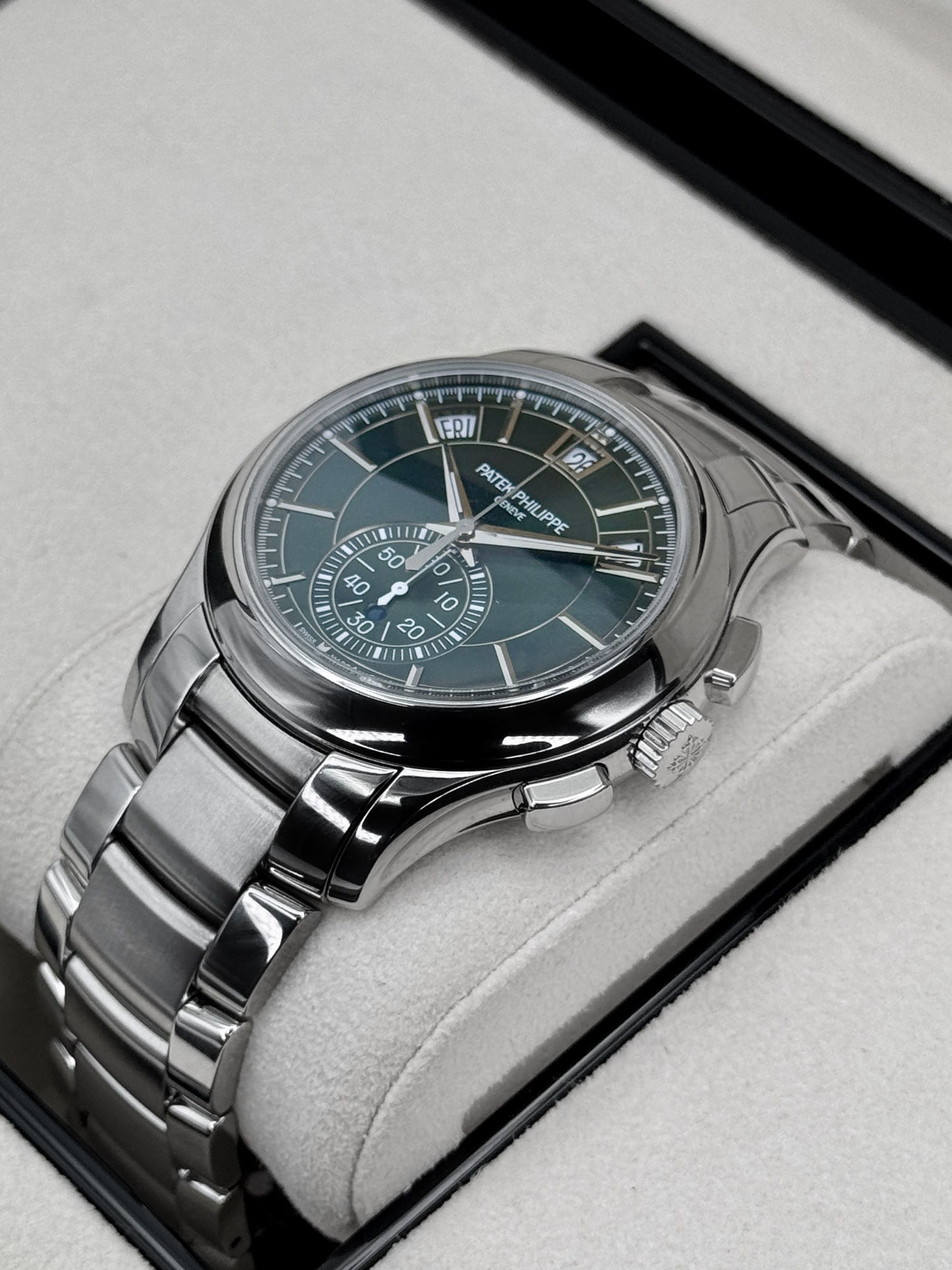 2024 Patek Philippe Flyback Chronograph Annual Calendar 5905/1A Olive Green Dial