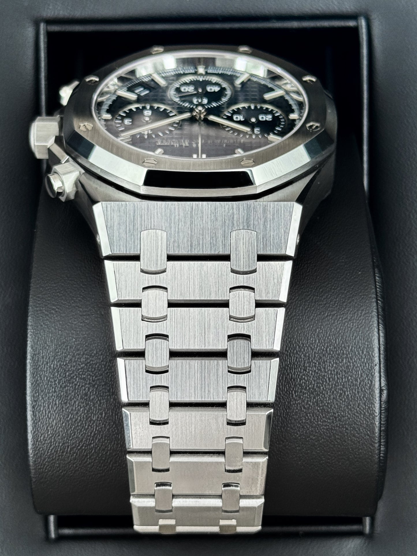 NEW 2026 Audemars Piguet Royal Oak Chronograph 41mm 26240ST Blue Dial