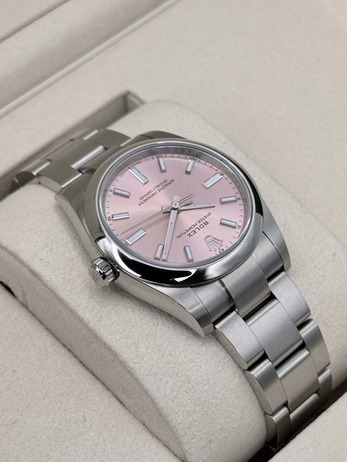2025 Rolex Oyster Perpetual 34mm 124200 Candy Pink Dial