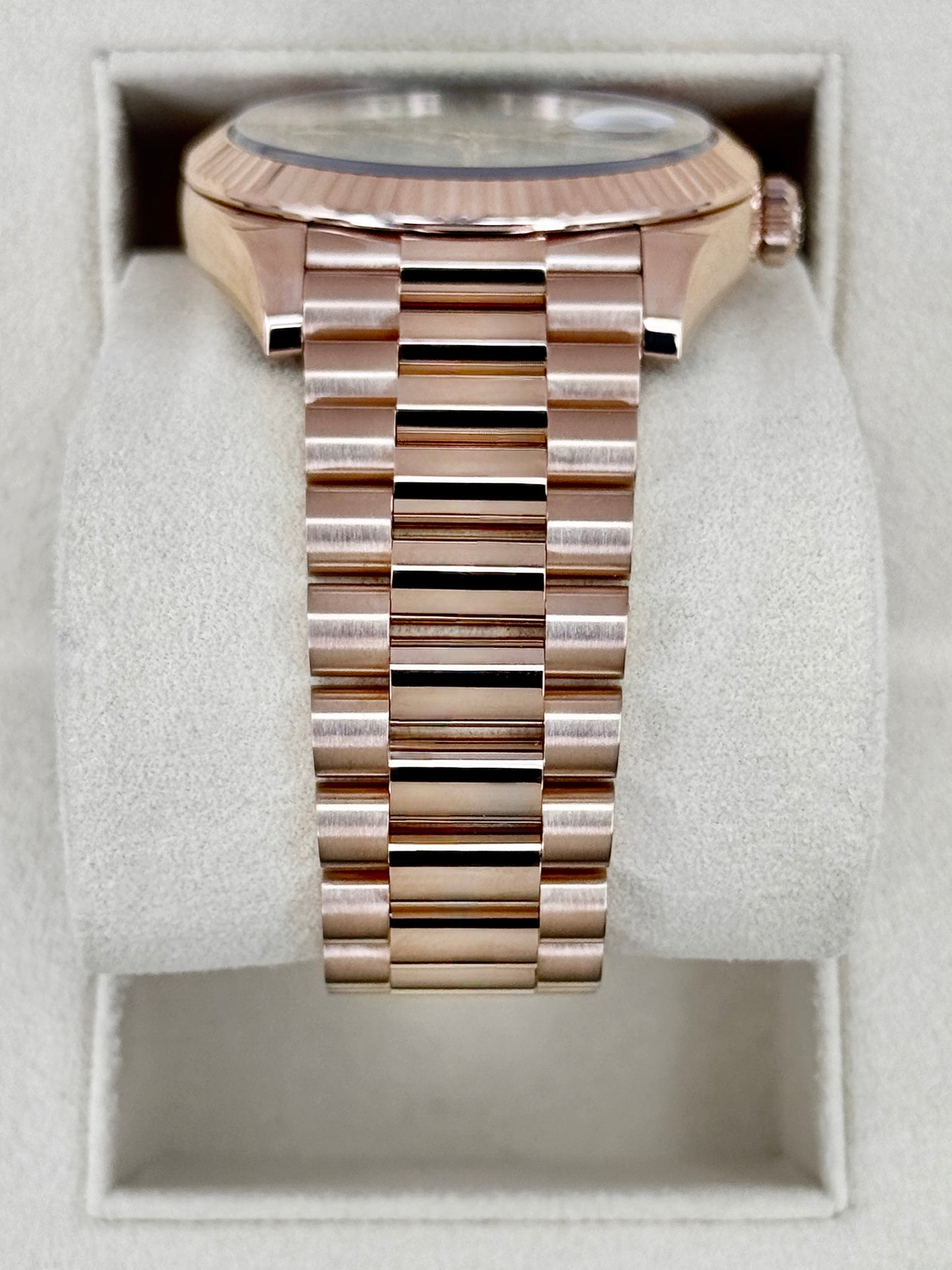 NEW 2025 Rolex Day-Date 40mm 228235 Presidential Rose Gold Olive Green Dial