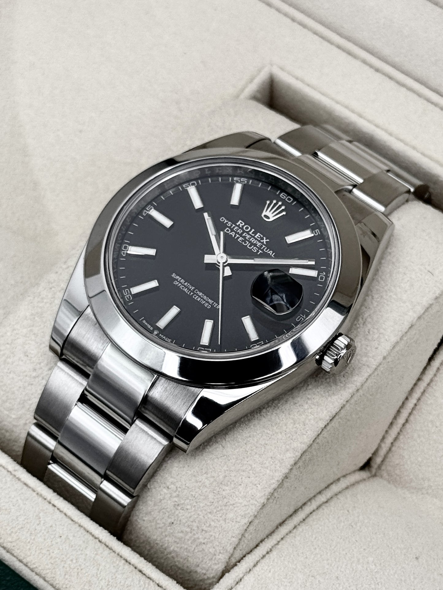 2021 Rolex Datejust 41mm 126300 Stainless Steel Oyster Black Dial