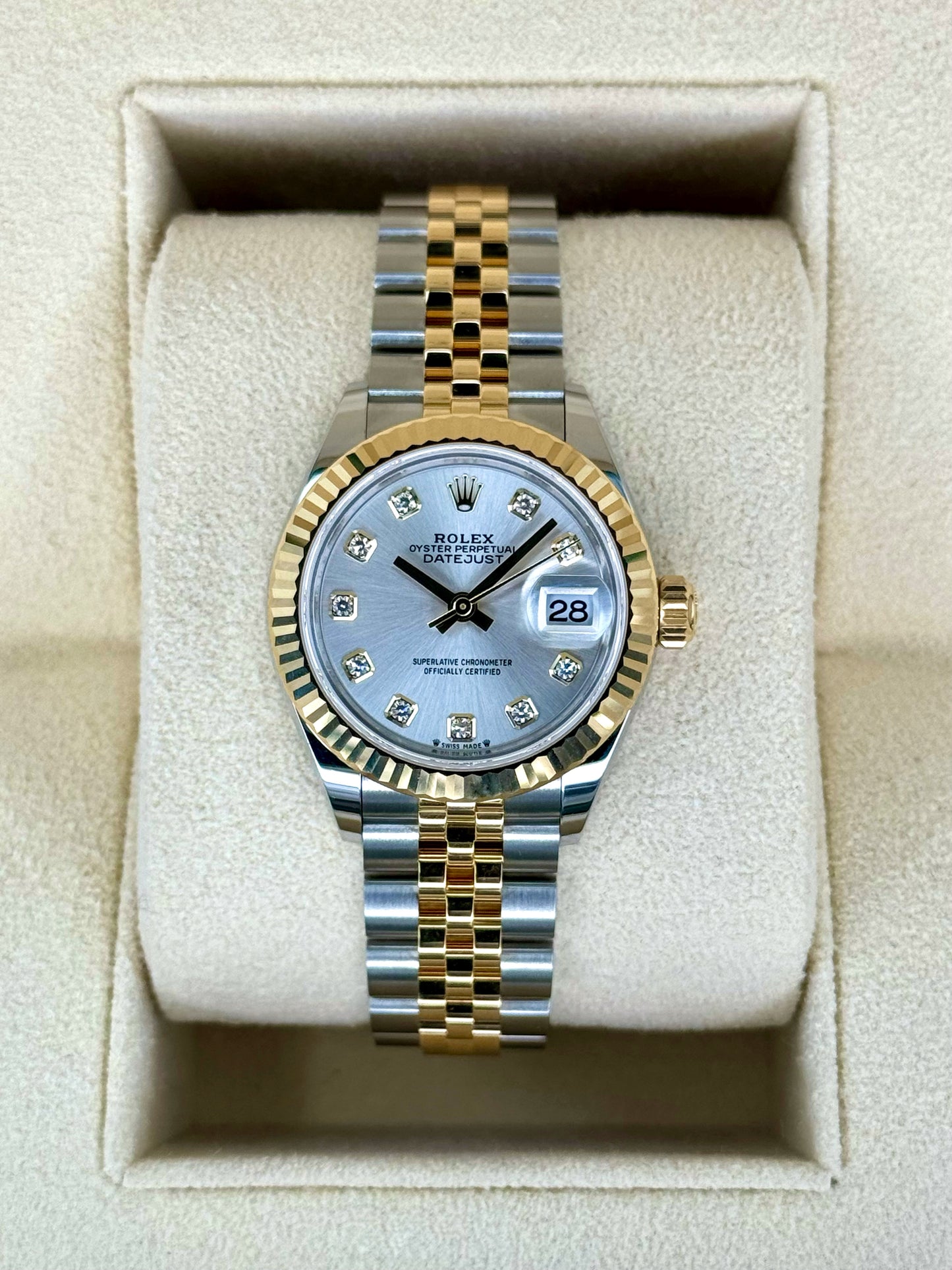 NEW 2024 Rolex Lady Datejust 28mm 279173 Jubilee Silver Diamond Dial