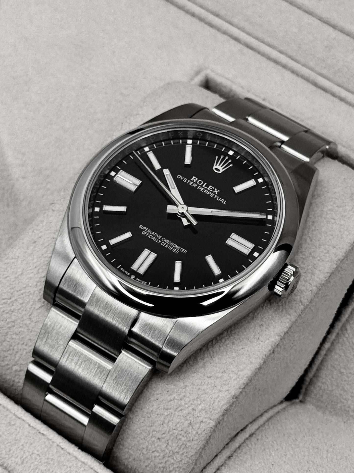 2023 Rolex Oyster Perpetual 41mm 124300 Black Dial