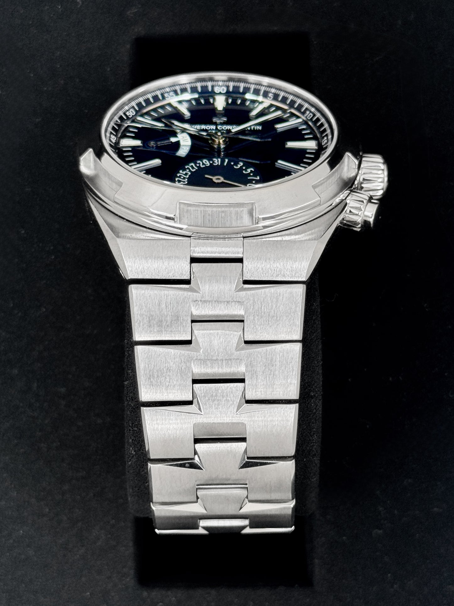 2020 Vacheron Constantin Overseas Dual Time 41mm 7900V Blue Dial
