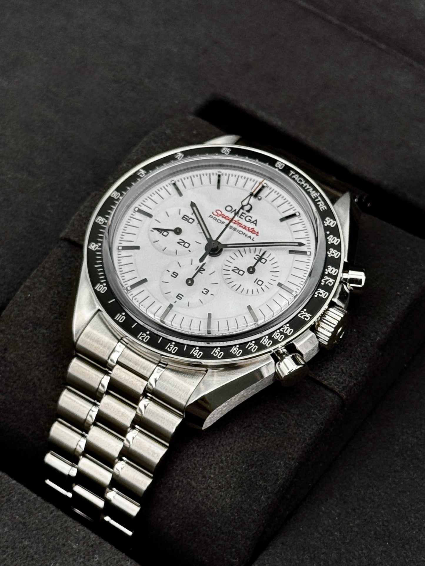 NEW 2026 Omega Speedmaster Moonwatch Pro 42mm 310.30.42.50.04.001 White Dial