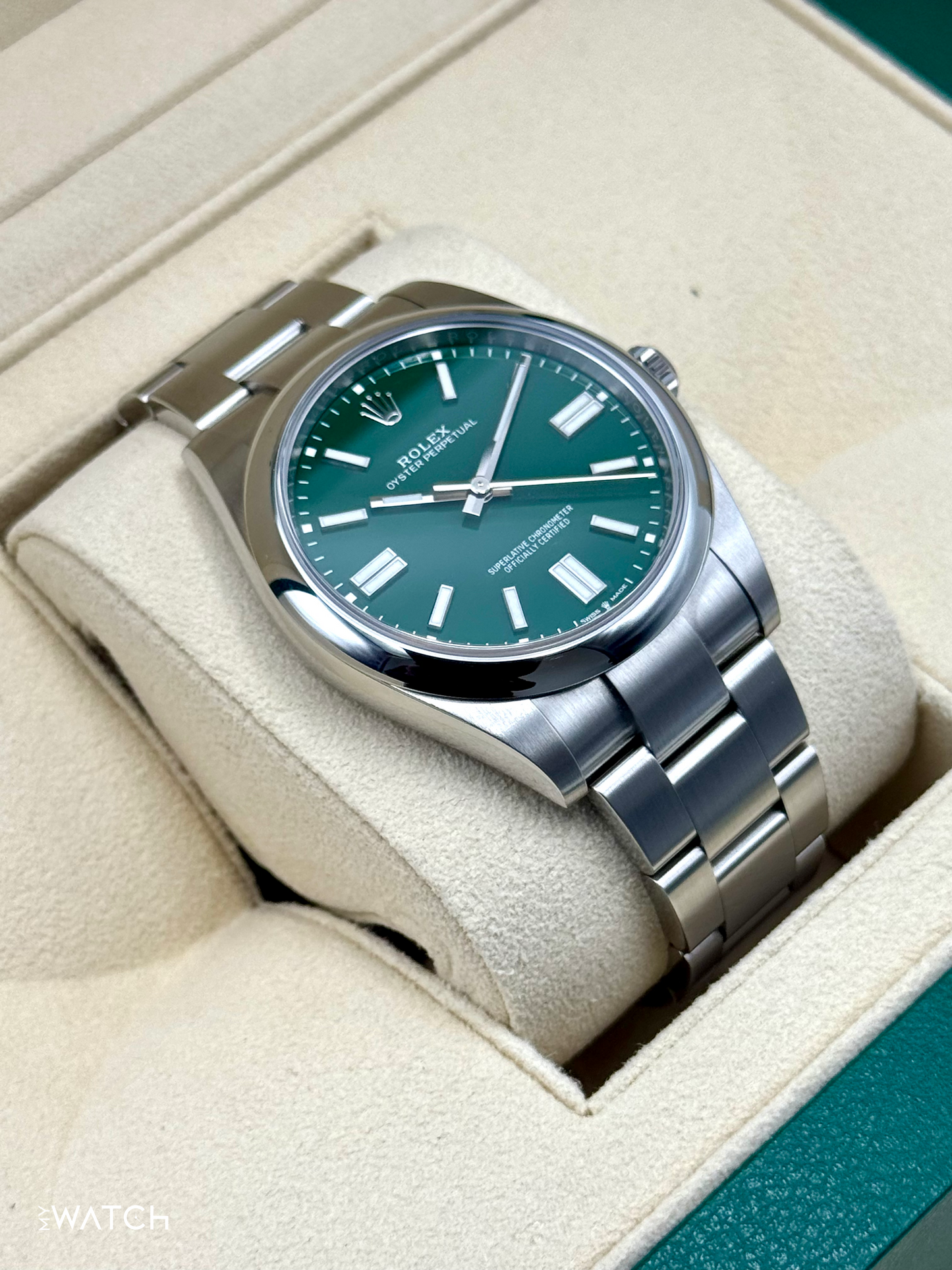2023 Rolex Oyster Perpetual 41mm 124300 Green Dial
