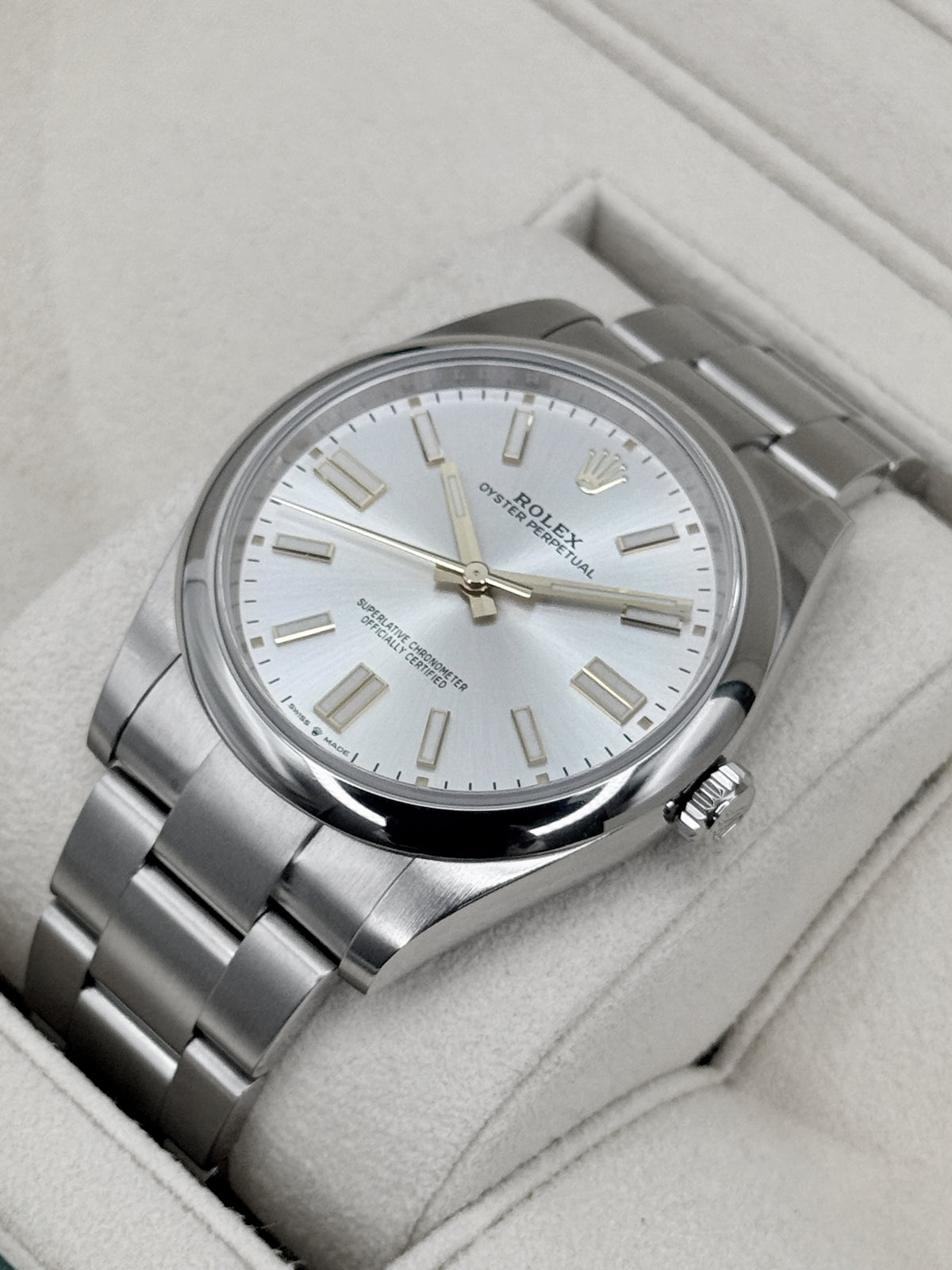 2024 Rolex Oyster Perpetual 41mm 124300 Silver Dial