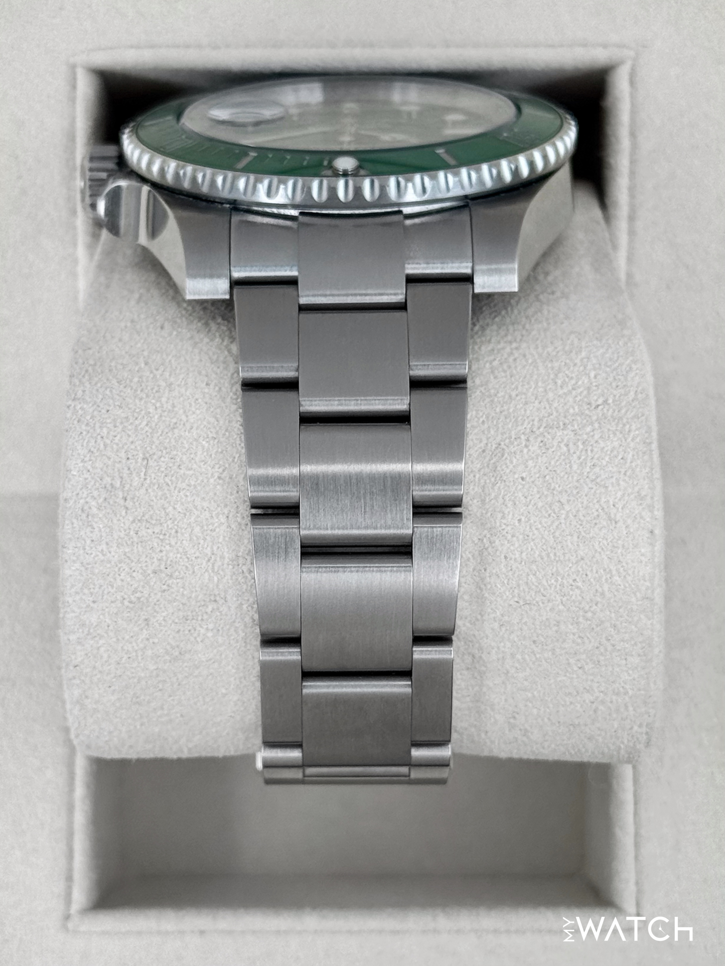 2020 Rolex Submariner “Hulk” 40mm 116610LV Green Dial "UNICORN"