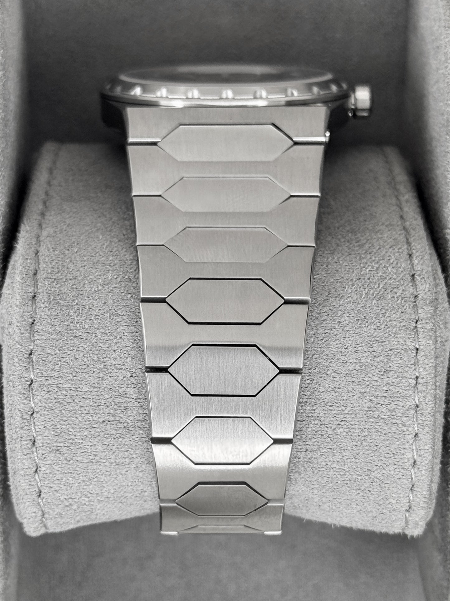 NEW 2026 Vacheron Constantin 222 37mm 4200H Stainless Steel Blue Dial