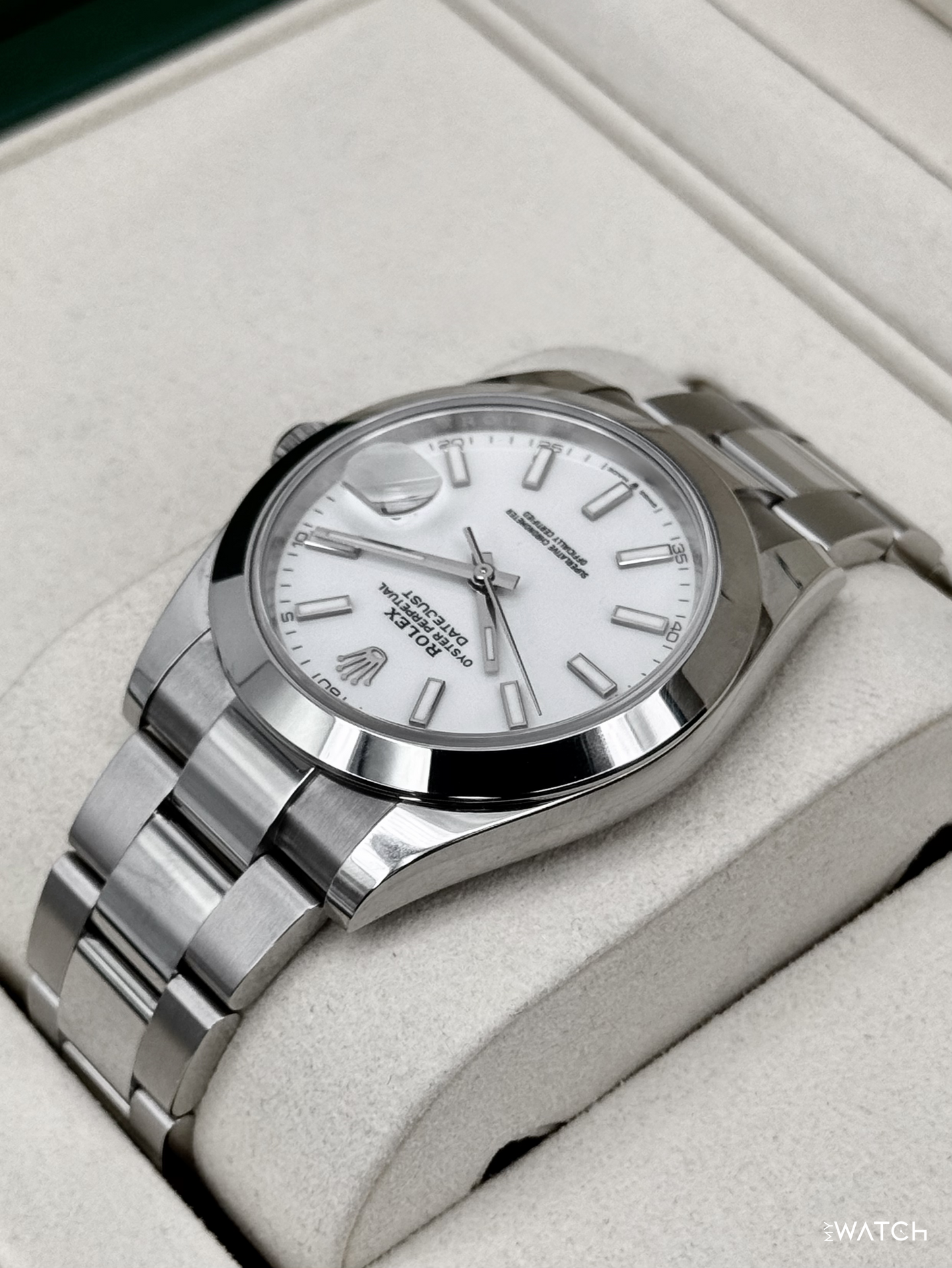 2025 Rolex Datejust 41mm 126300 Stainless Steel Oyster White Dial