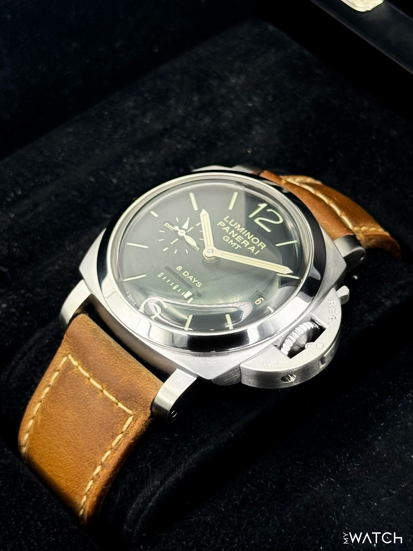 2016 Panerai Luminor 1950 8 Days GMT 44mm PAM00233 Black Dial