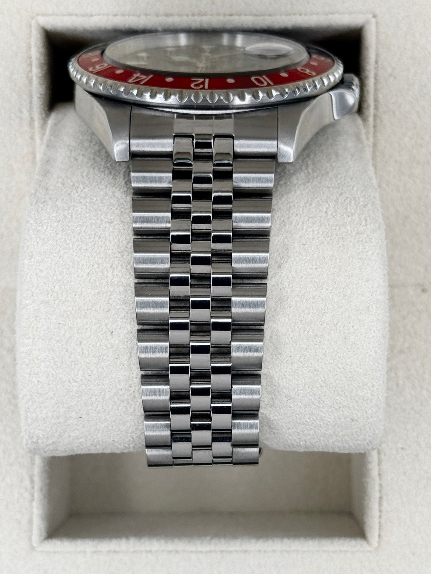 2004 Rolex GMT-Master II "Pepsi/Coke/Black" 40mm 16710LN Jubilee (CPO)