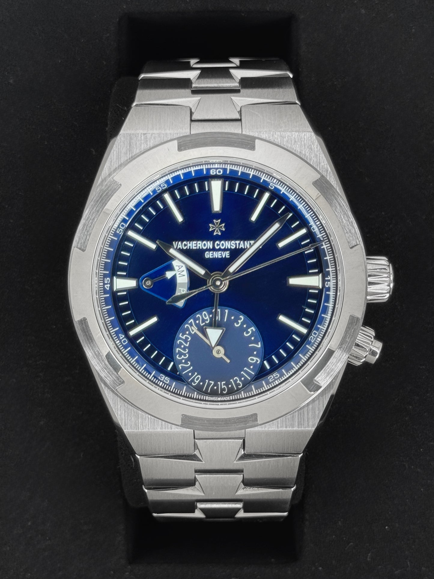2024 Vacheron Constantin Overseas Dual Time 41mm 7920V Blue Dial