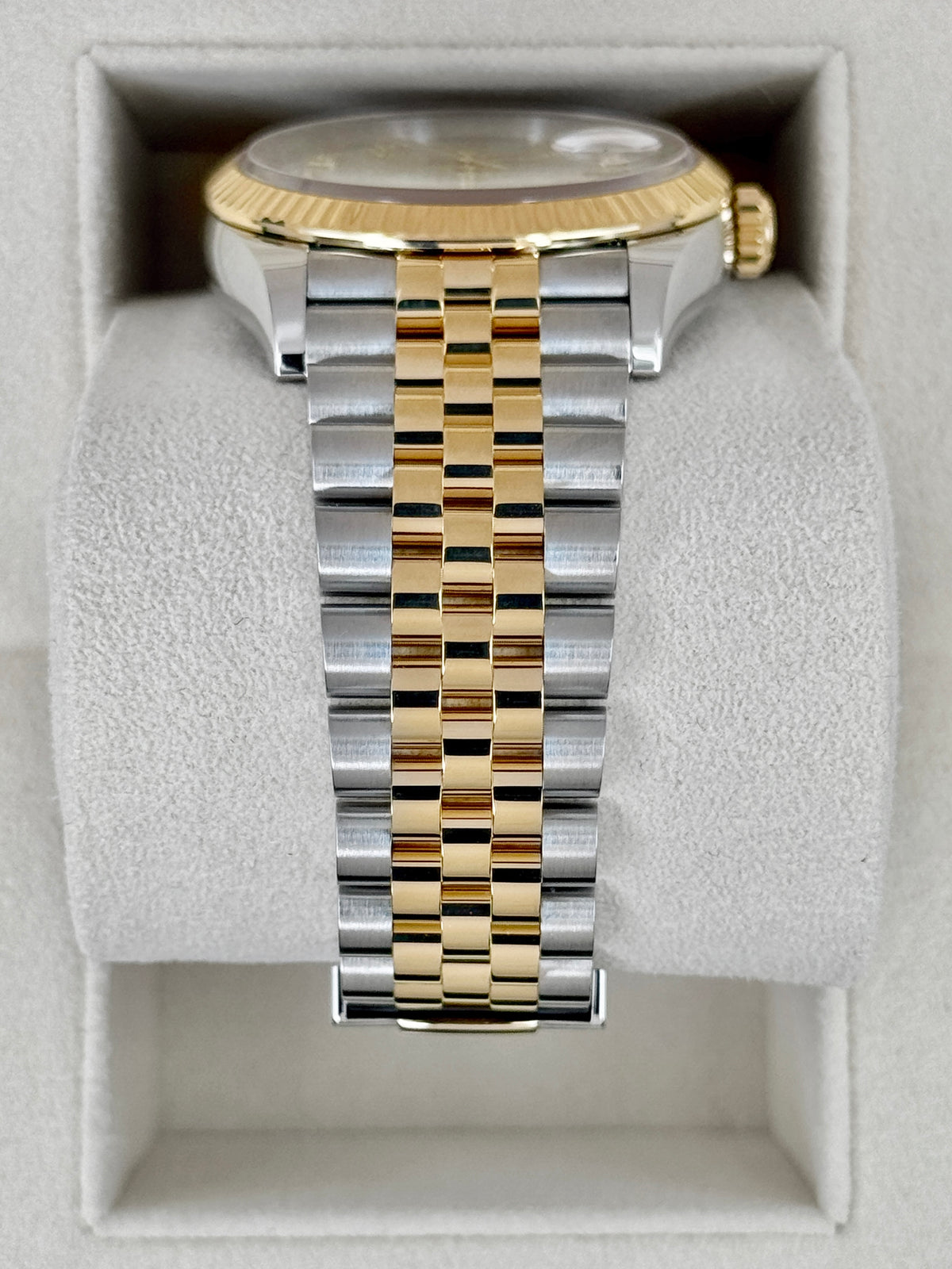 2022 Rolex Datejust 36mm 126233 Two-Tone Jubilee Mother of Pearl Diamond Dial