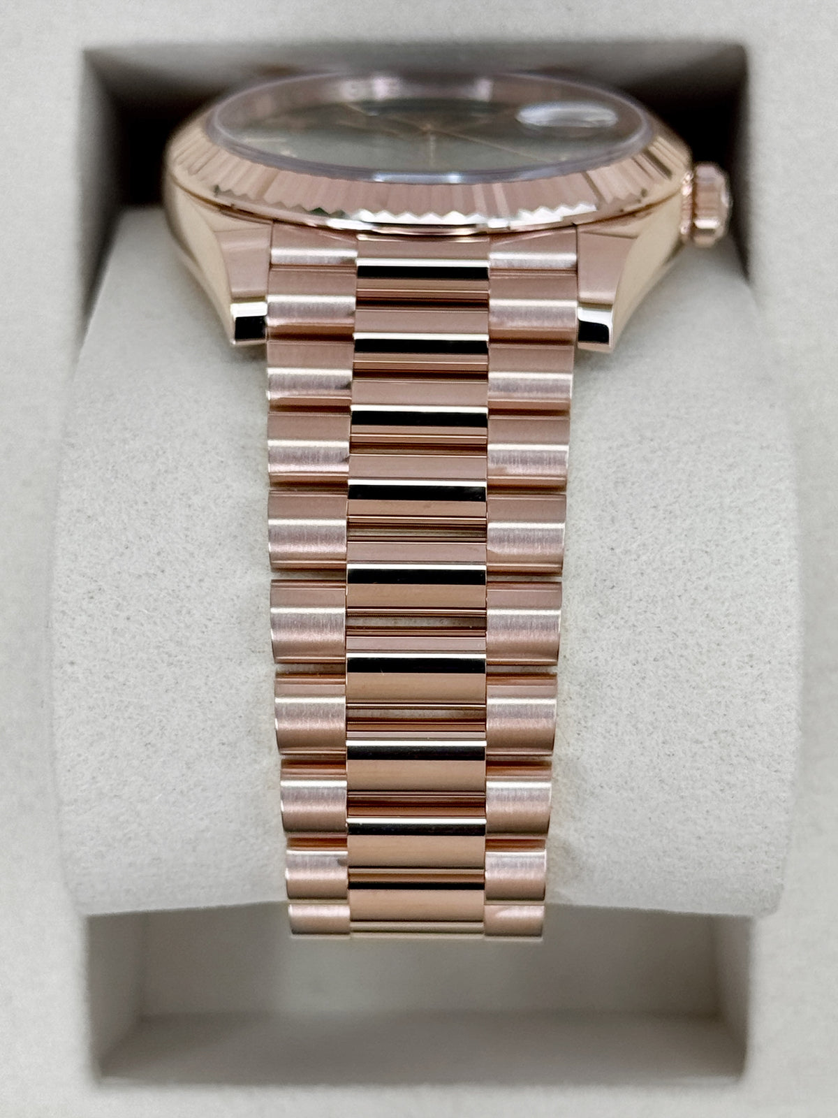 NEW 2026 Rolex Day-Date 40mm 228235 Presidential Rose Gold Olive Green Dial (NEW STYLE CARD)