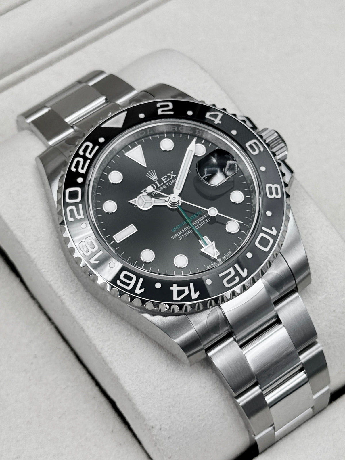 NEW 2026 Rolex GMT-Master II Bruce Wayne 40mm 126710GRNR Oyster (NEW STYLE CARD)