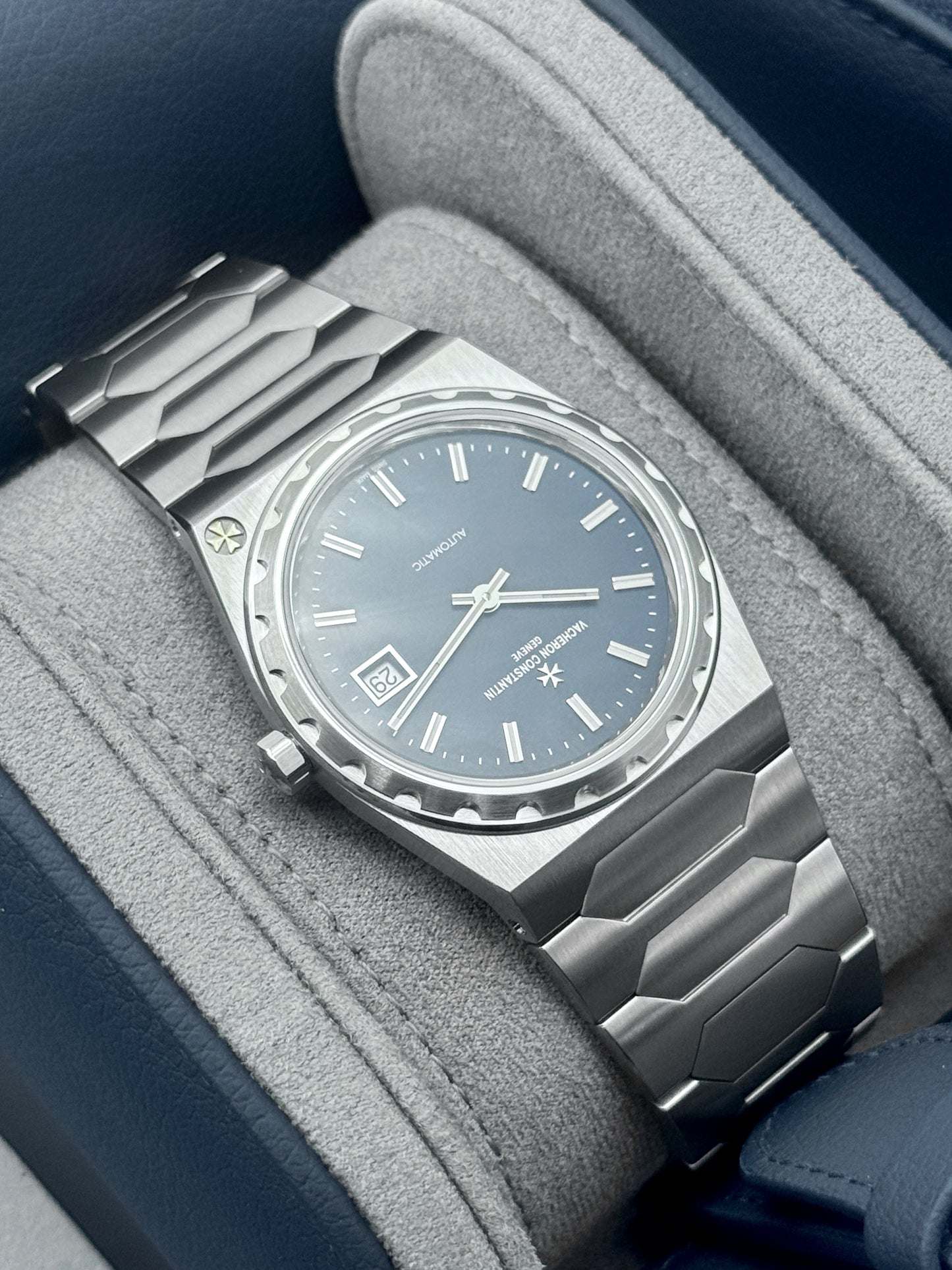 NEW 2026 Vacheron Constantin Historiques 222 37mm 4200H Stainless Steel Blue Dial
