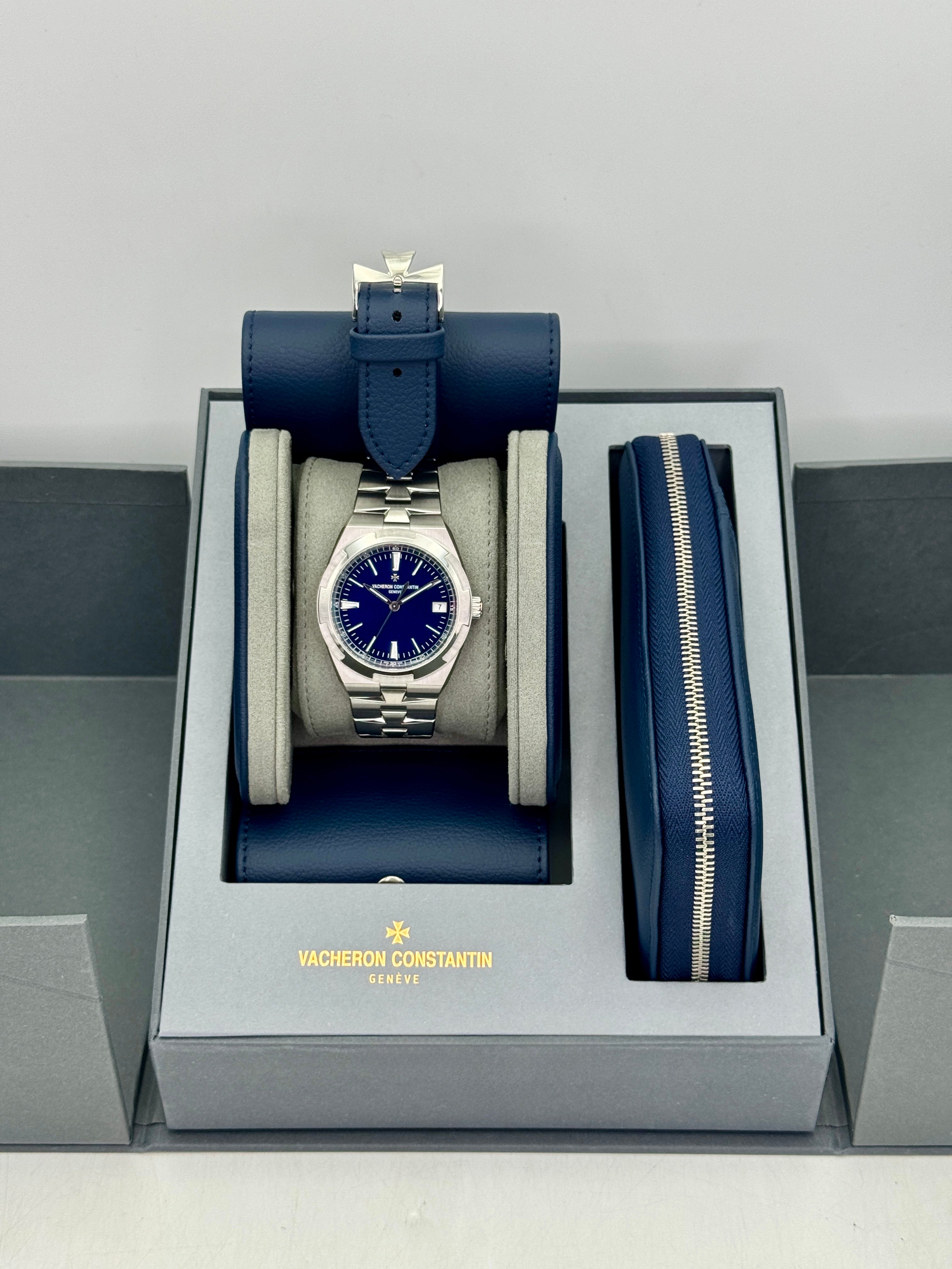 2025 Vacheron Constantin Overseas 41mm 4520V Stainless Steel Blue Dial