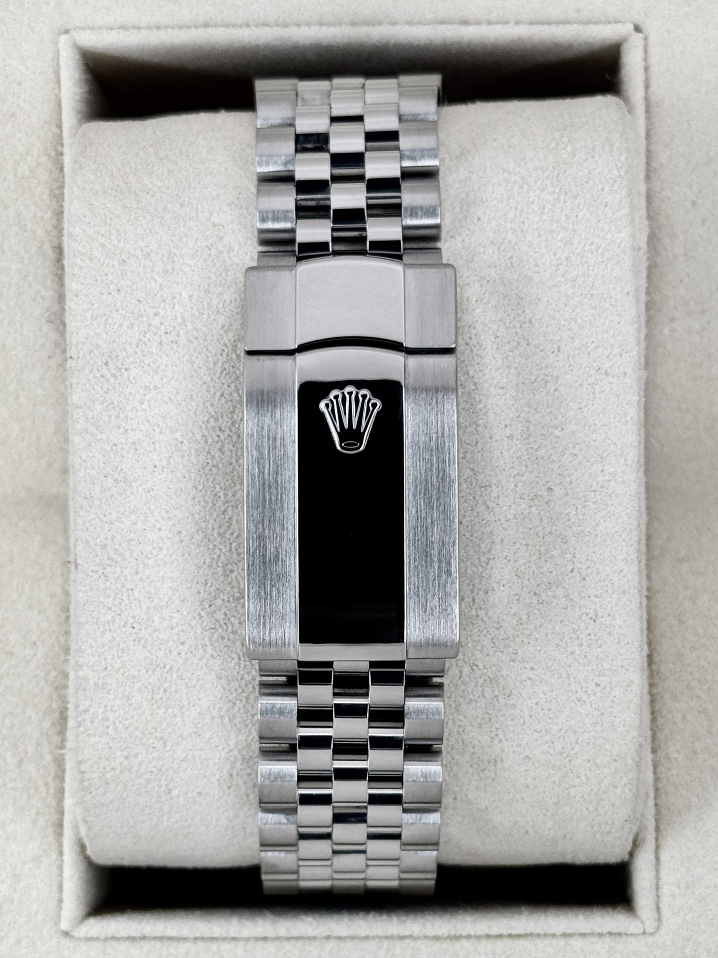 2019 Rolex Datejust 36mm 126234 Stainless Steel Jubilee Black Dial