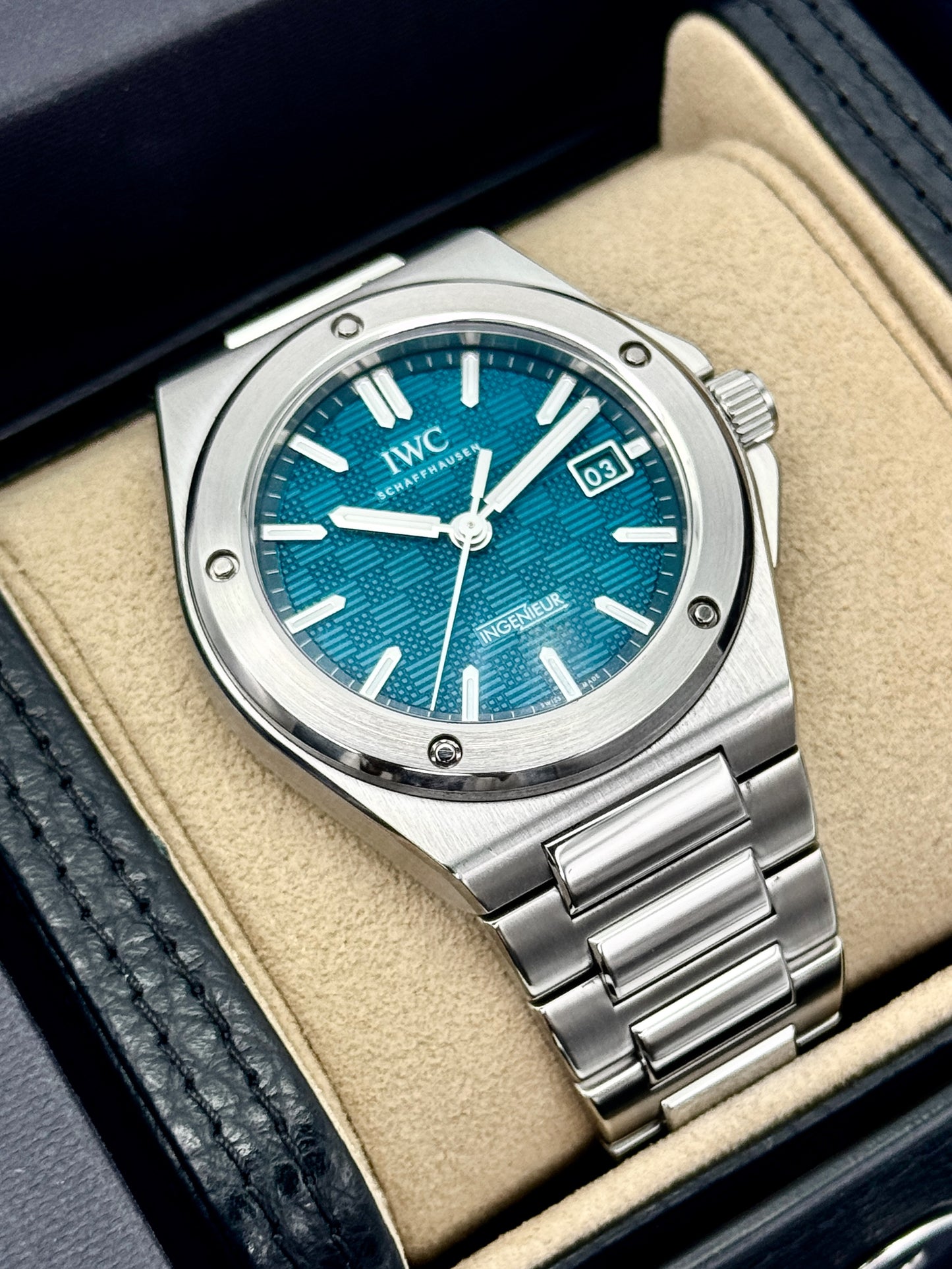 2023 IWC Ingenieur Automatic 40mm IW328903 Stainless Steel Aqua Dial