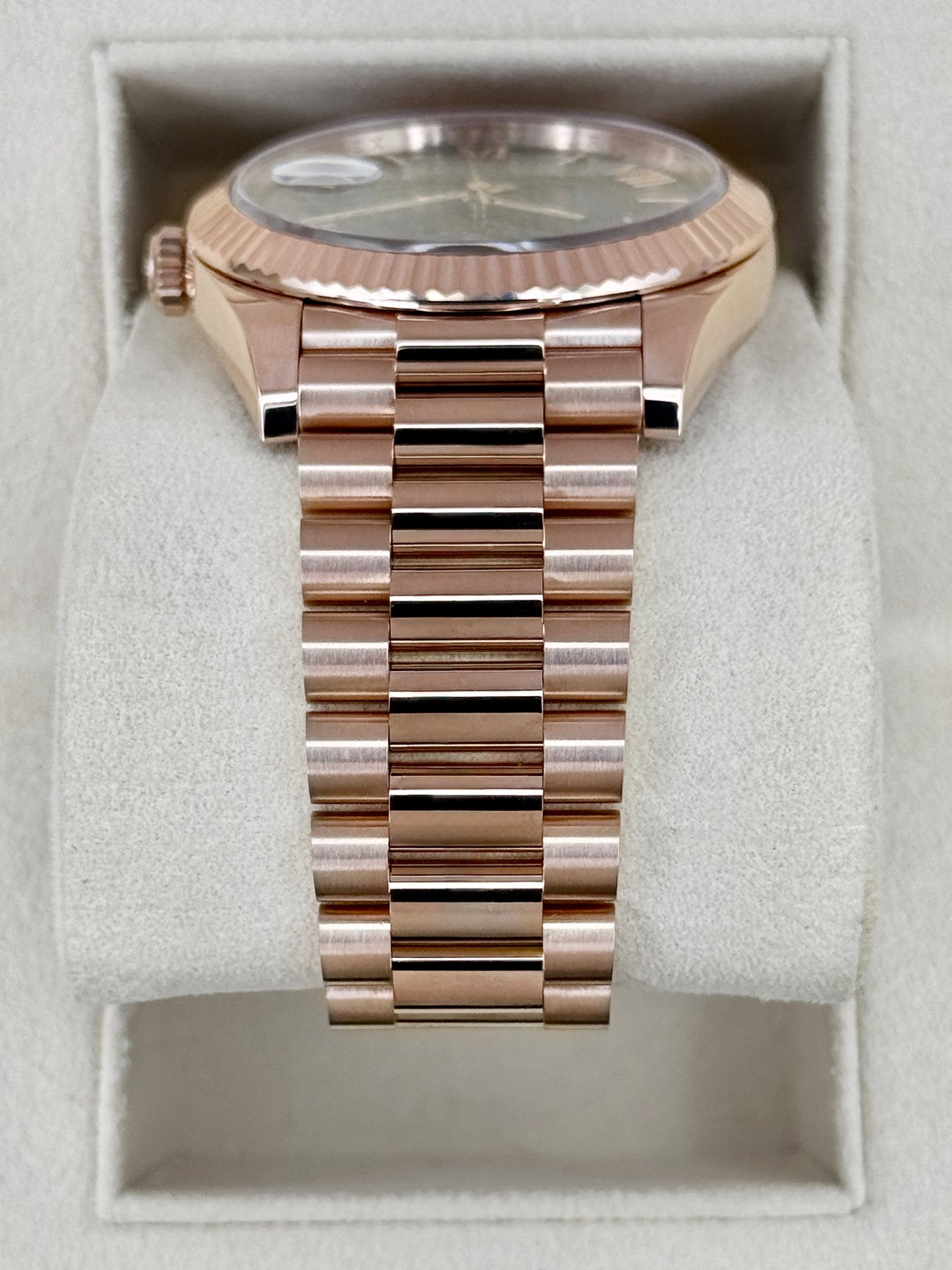 NEW 2025 Rolex Day-Date 40mm 228235 Presidential Rose Gold Olive Green Dial