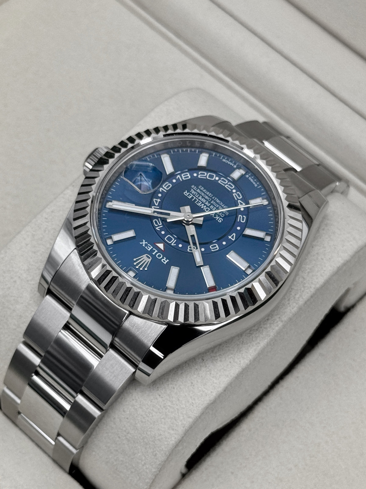 NEW 2026 Rolex Sky-Dweller 42mm 336934 Oyster Blue Dial (NEW STYLE CARD)