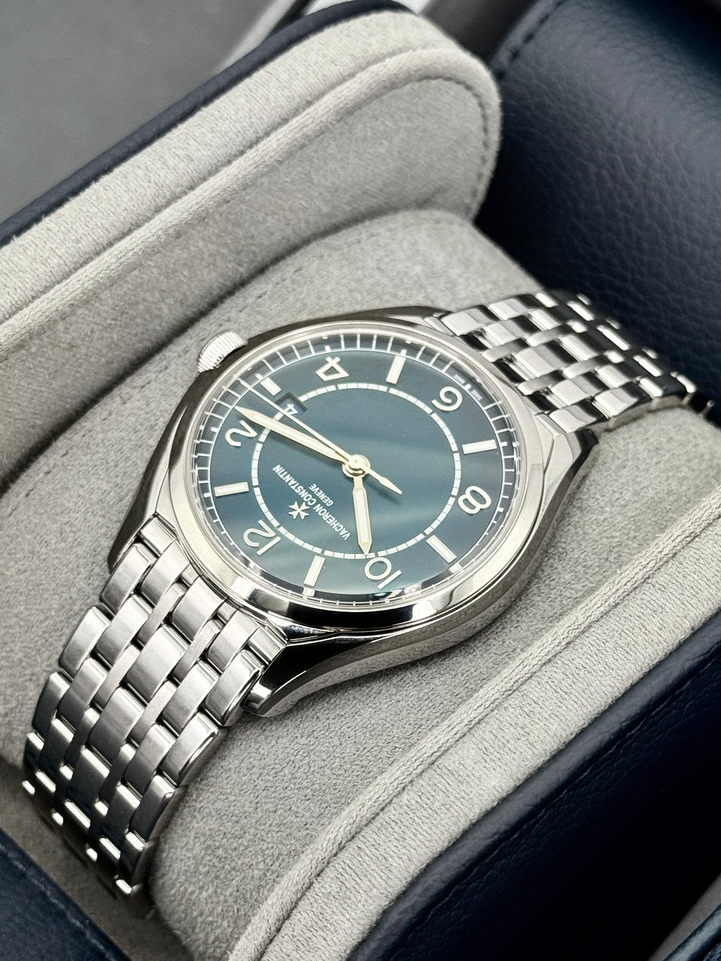 2026 Vacheron Constantin Fiftysix 40mm 4600E Stainless Steel Blue Dial