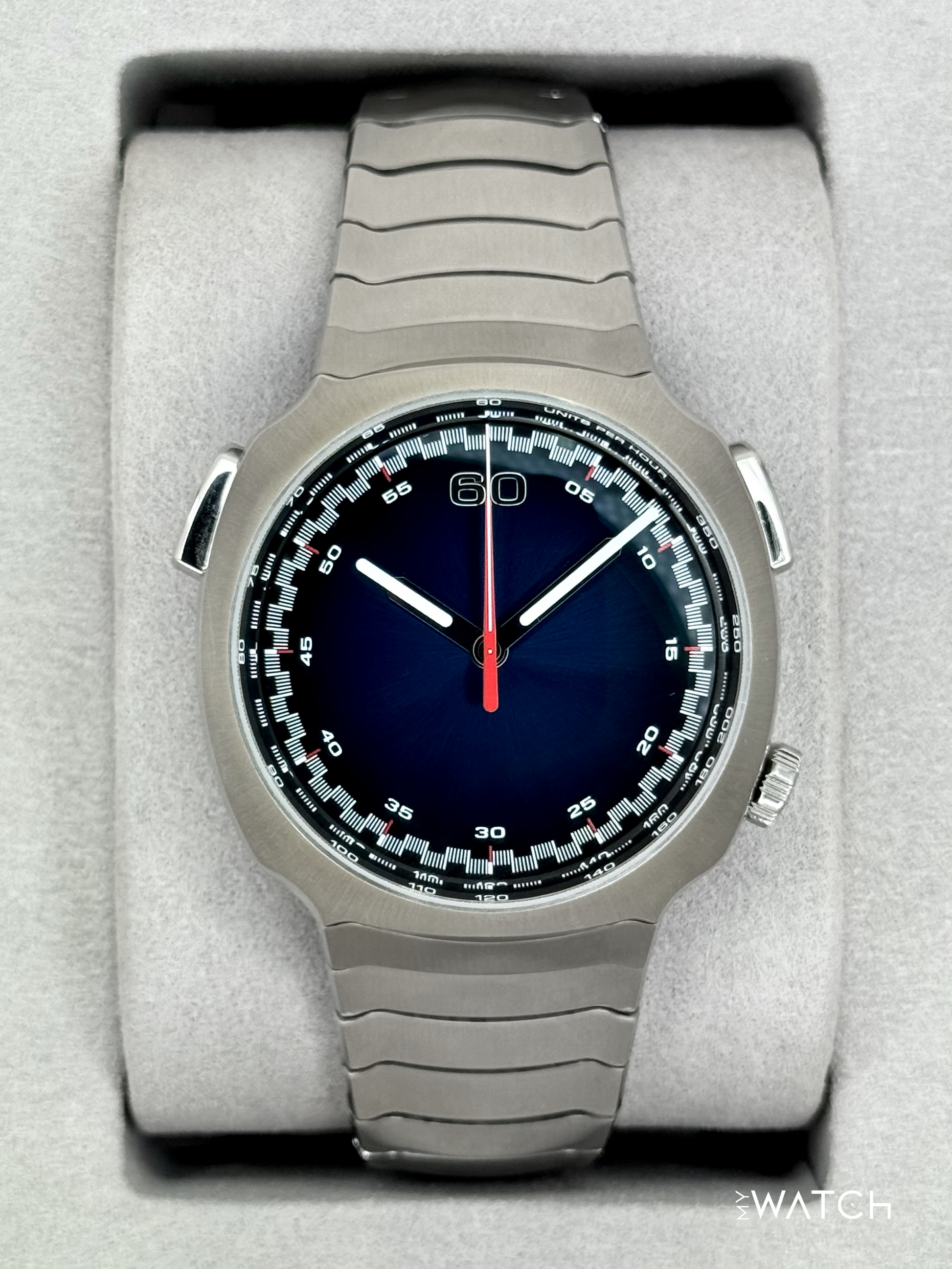 2025 H. Moser & Cie. Streamliner Flyback Chronograph 42.3mm 6907-1200 Blue Dial - MyWatchLLC